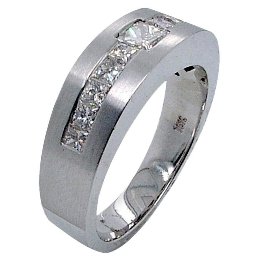 Bague pour homme 18 carats avec diamant serti dans un canal de 1,29 carat