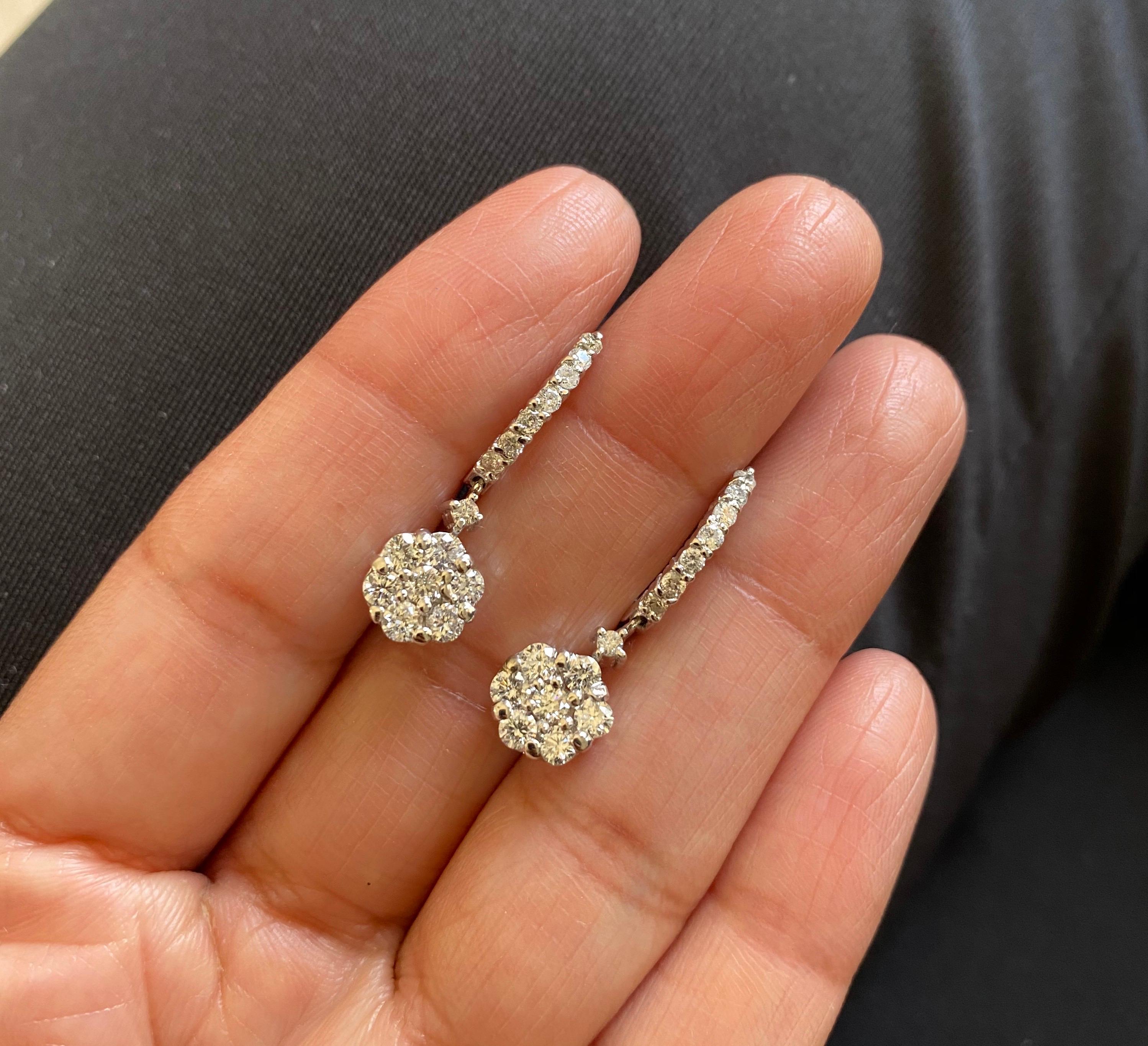 1.29 Carat Diamond Floret Design 14 Karat White Gold Earrings In New Condition For Sale In Los Angeles, CA