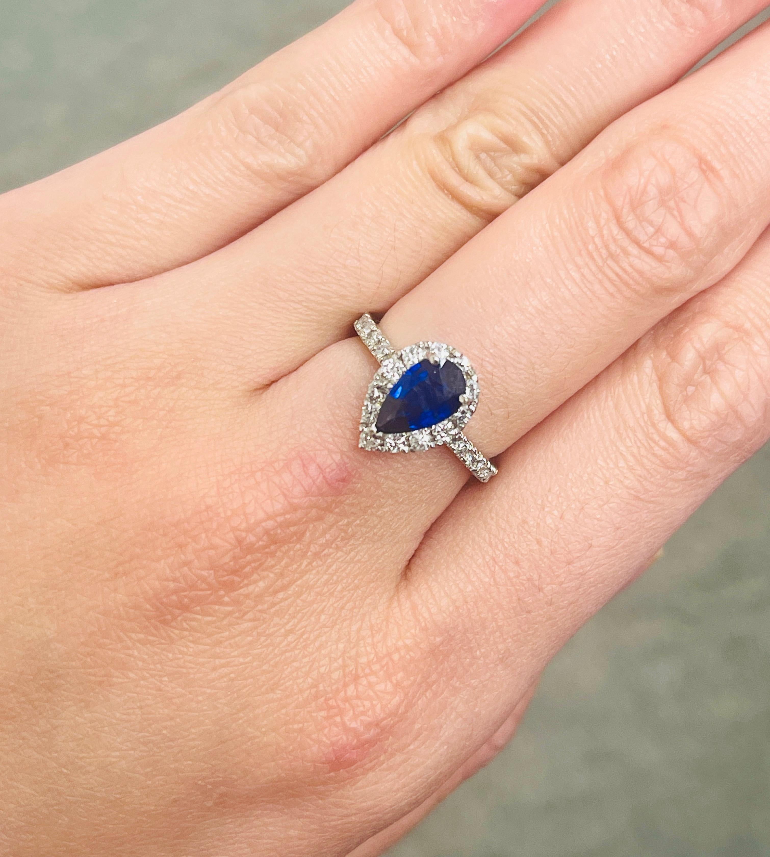 1.29 Carat Intense Blue Pear Shape Natural Sapphire 14K White Gold Diamond Ring For Sale 5