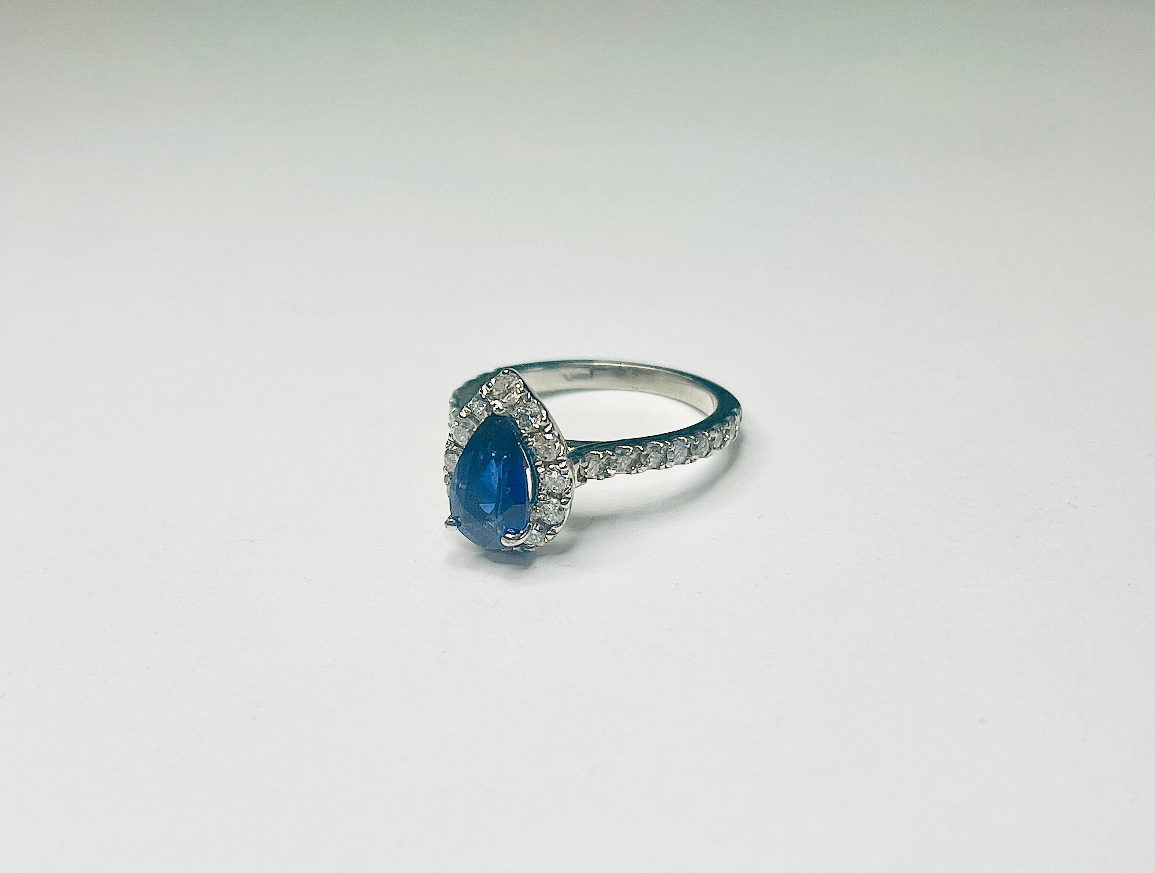1.29 Carat Intense Blue Pear Shape Natural Sapphire 14K White Gold Diamond Ring For Sale 2