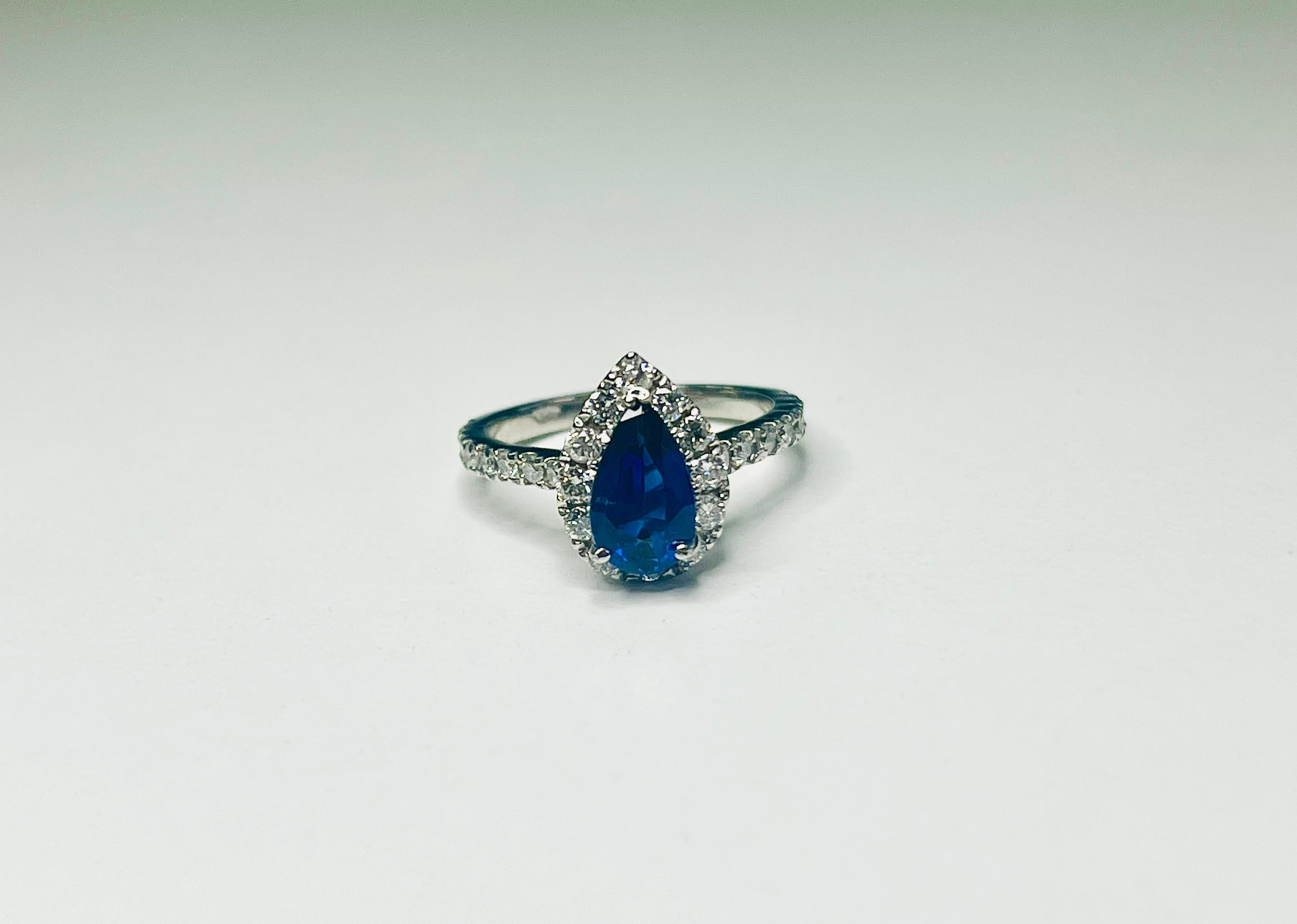 1.29 Carat Intense Blue Pear Shape Natural Sapphire 14K White Gold Diamond Ring For Sale 3