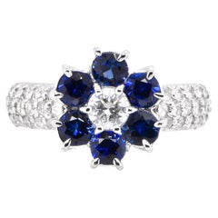 Anillo en racimo de zafiro natural y diamantes de 1,29 quilates engastado en platino