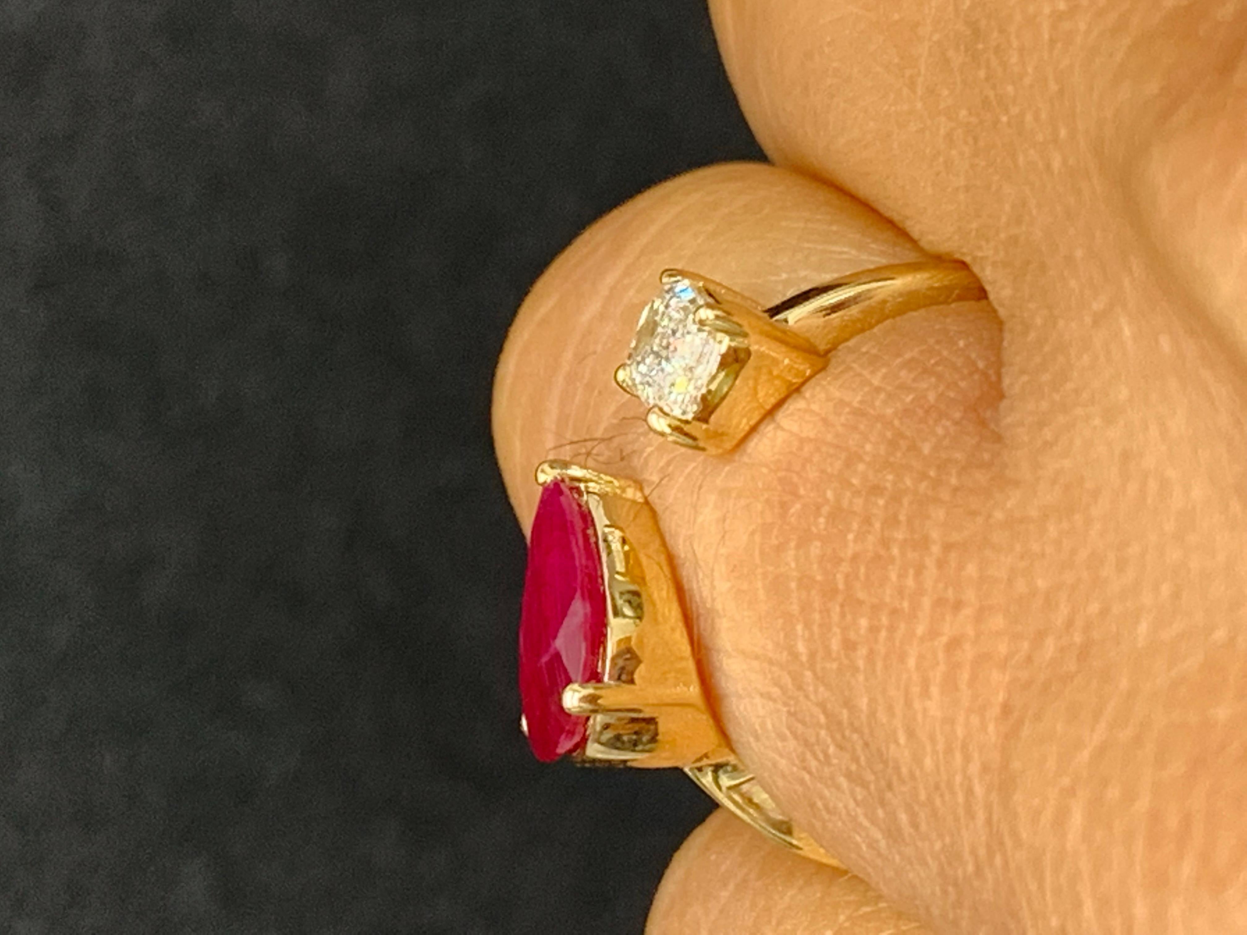 Modern 1.29 Carat Pear Shape Ruby Diamond Toi et Moi Engagement Ring in 14K Yellow Gold For Sale