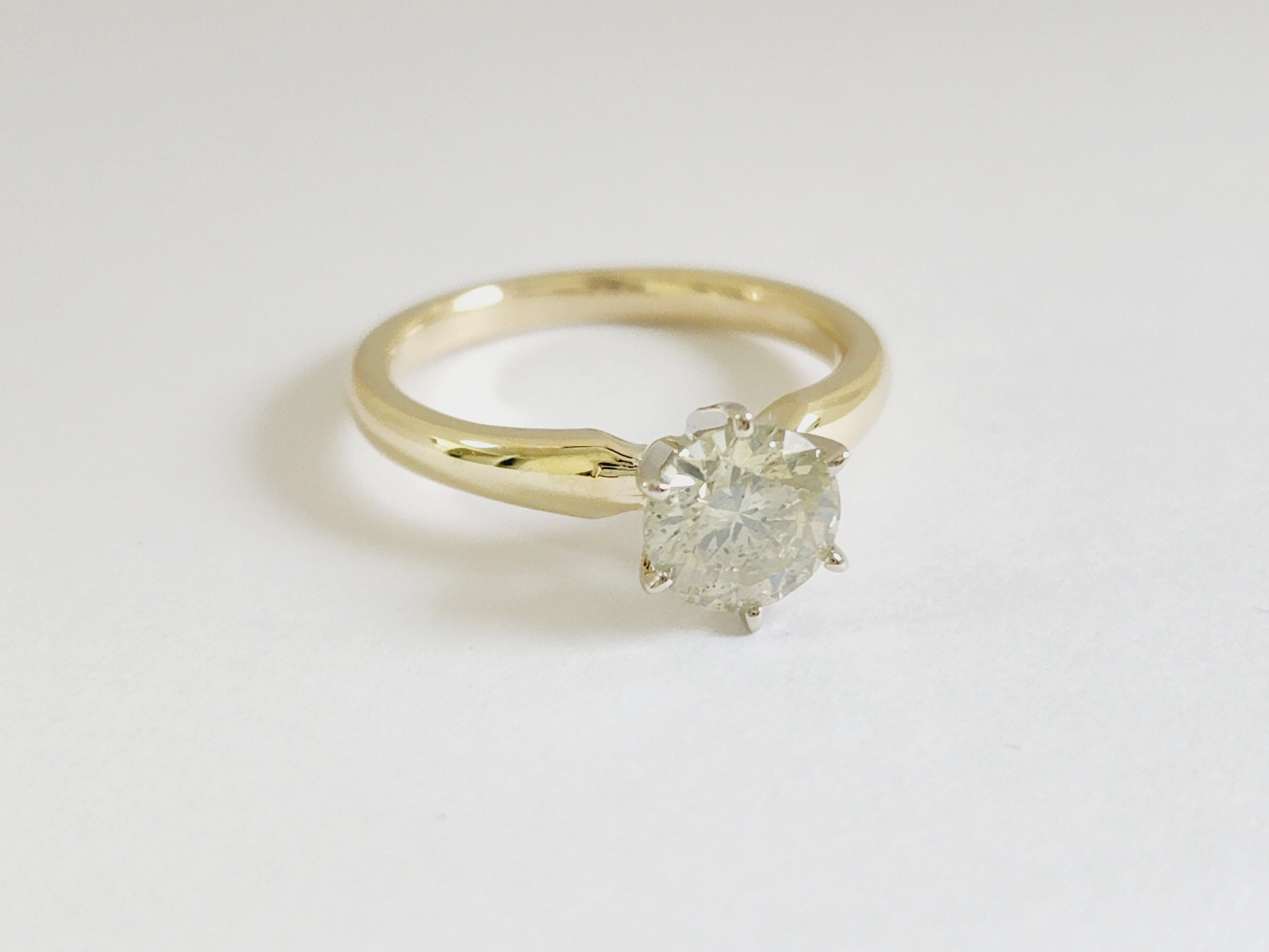 Bague solitaire en or jaune 14 carats avec diamant taille ronde de 1,29 carat certifié GIA Pour femmes en vente