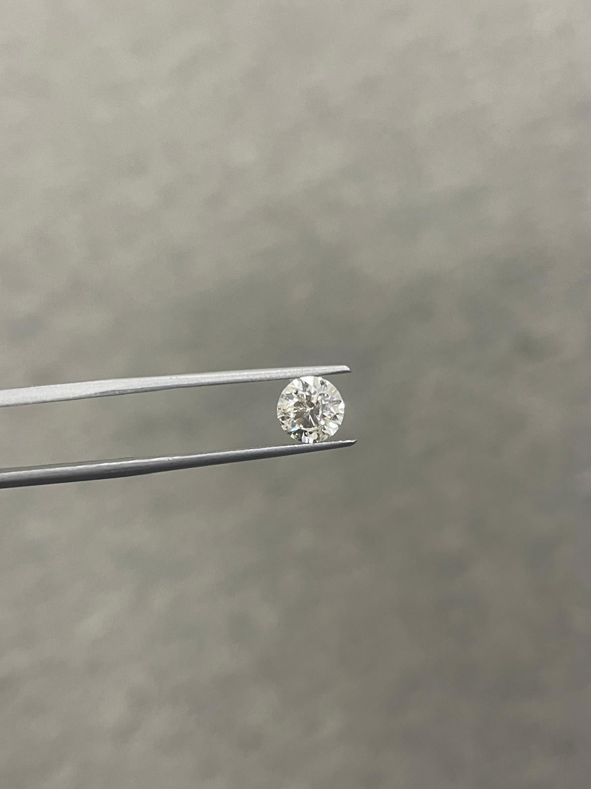 SALE 1,29 Karat natürlicher Diamant im Rundschliff 14 Karat Gelbgold im Zustand „Neu“ im Angebot in Great Neck Plaza, NY