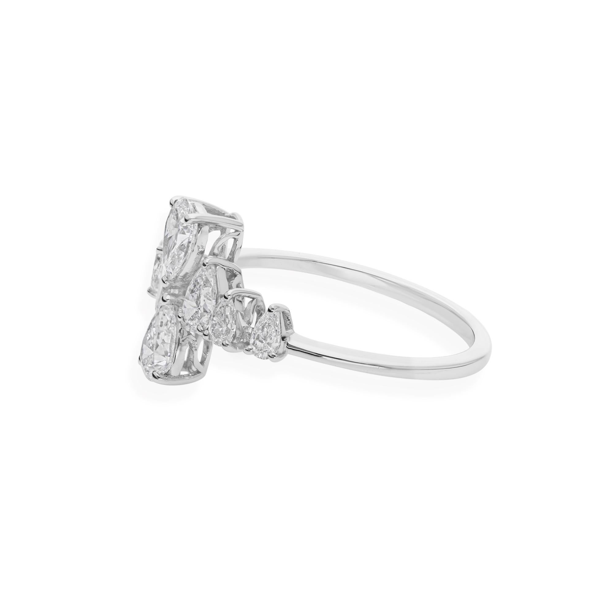 Im Angebot: 1,29 Karat SI Reinheit HI Farbe Birnenschliff Diamant Weißgold Cluster Ring () 4