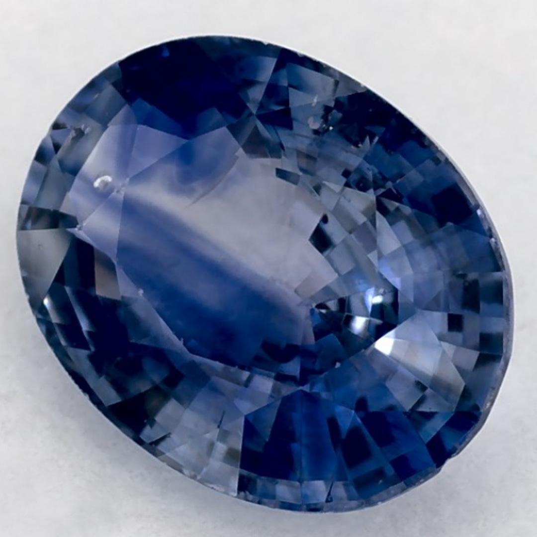 Dieser natürliche blaue Saphir bietet Eleganz und Raffinesse. Mit seiner satten Farbsättigung und seinem präzisen Schliff ist er das perfekte Herzstück für einen Verlobungsring oder ein luxuriöses Schmuckdesign.

Dieser Saphir stammt aus Sri Lanka