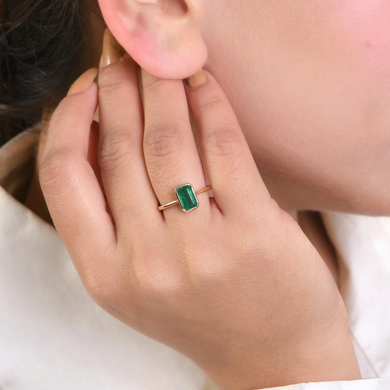 in vendita:  Anello con pietra singola di smeraldo minimalista da 1,29 CTW in oro giallo 14k 4