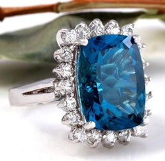 12.90 Carat Natural Impressive London Blue Topaz and Diamond 14 Karat Gold Ring
