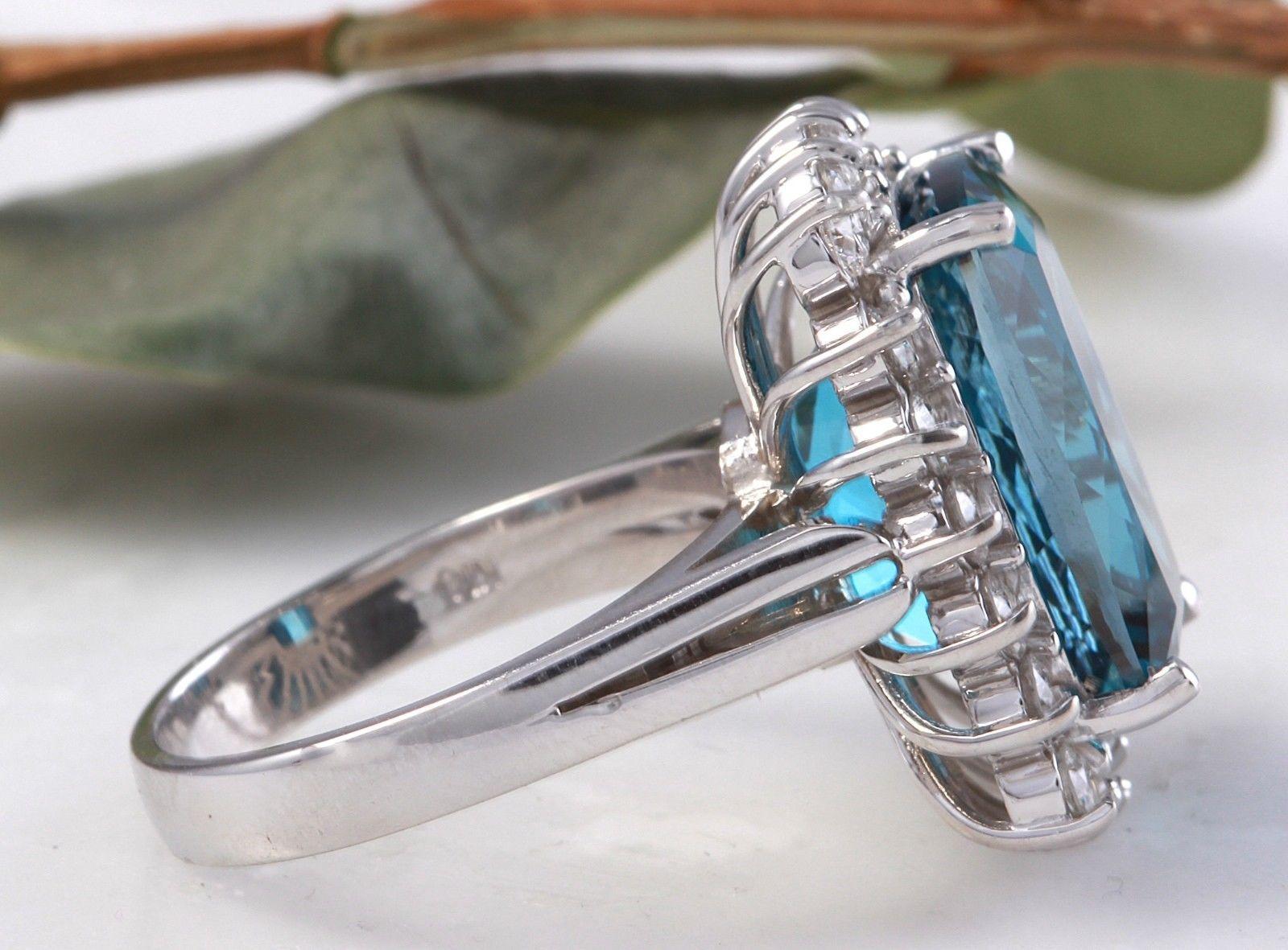 12,90 Quilates Natural Impresionante Topacio Azul de Londres y Diamante Anillo de Oro de 14 Kilates Corte mixto en venta