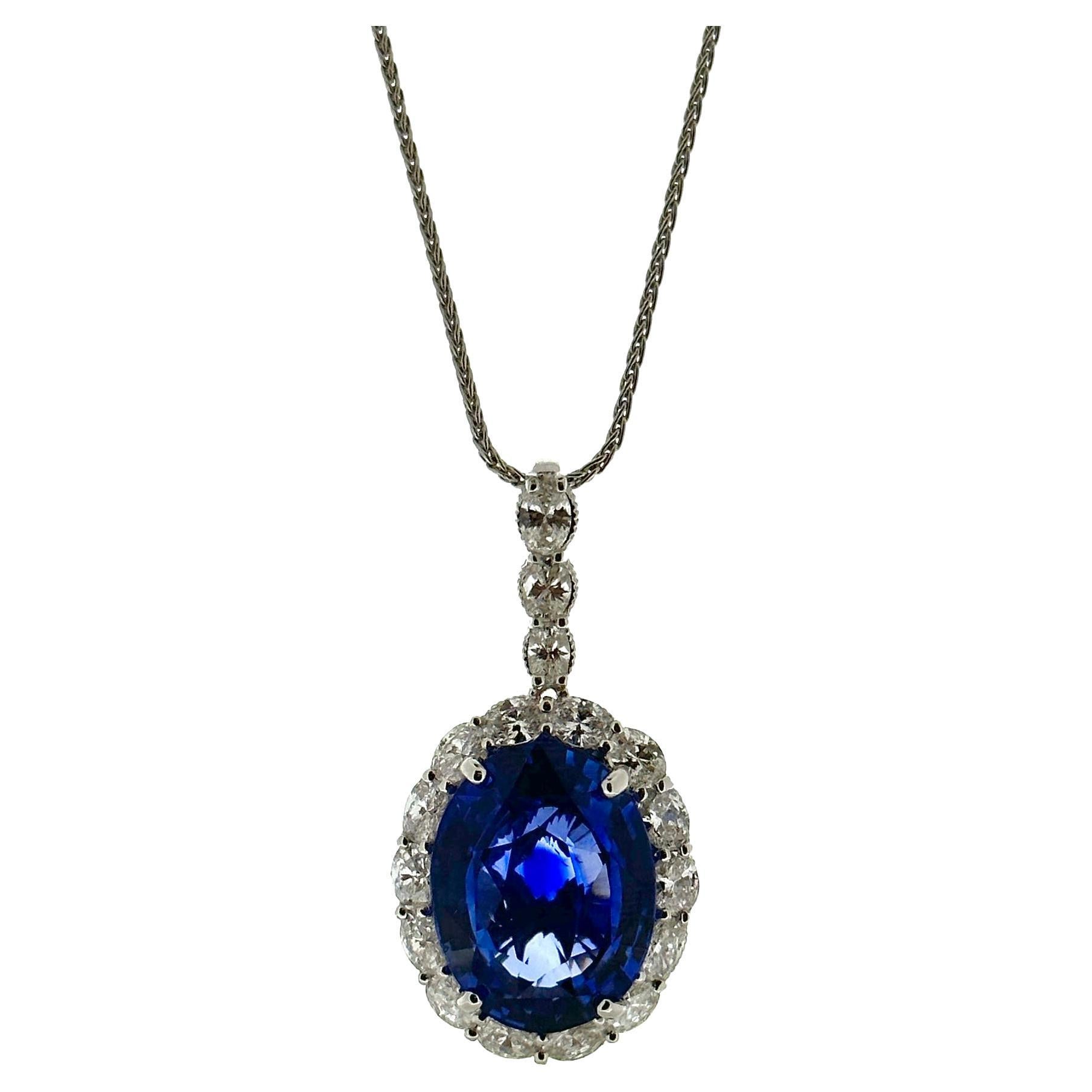12.90 Carat Weight Blue Sapphire Pendants in 18k White Gold For Sale