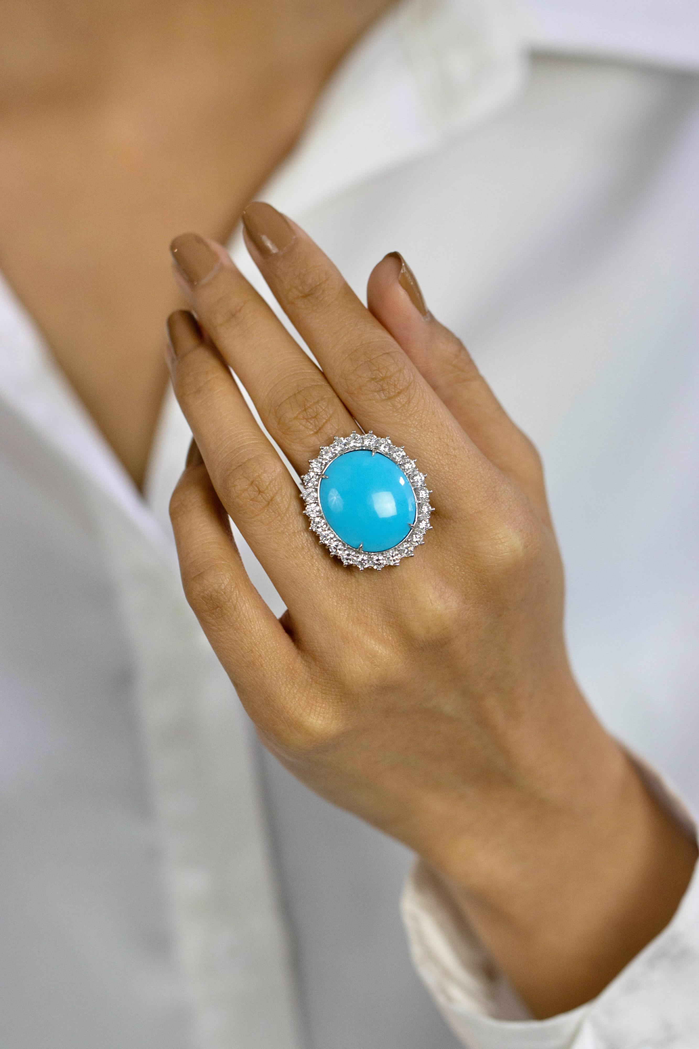 Contemporary 12.90 Carats Total Oval Cut Turquoise Gemstone & Round Diamond Fashion Ring For Sale