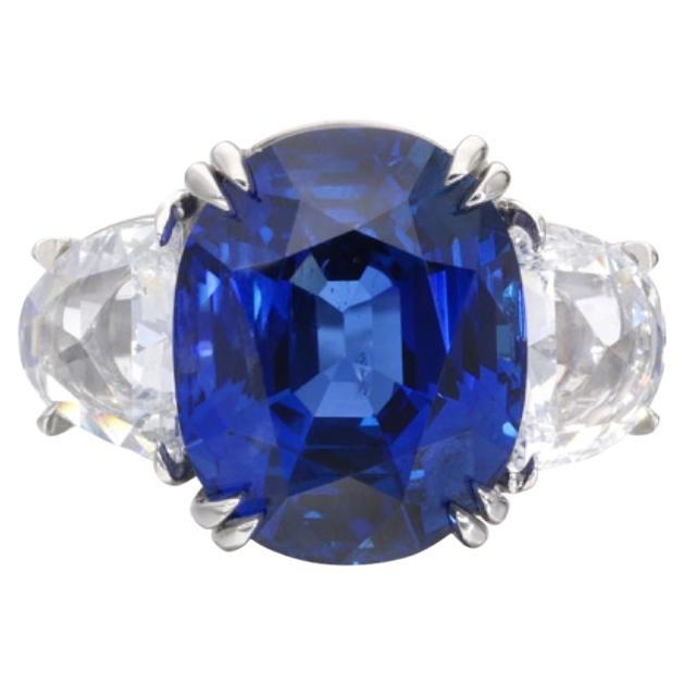 Bague en saphir bleu de Birmanie de 12,91 carats, sans chaleur et diamant, certifié Gubelin.  en vente