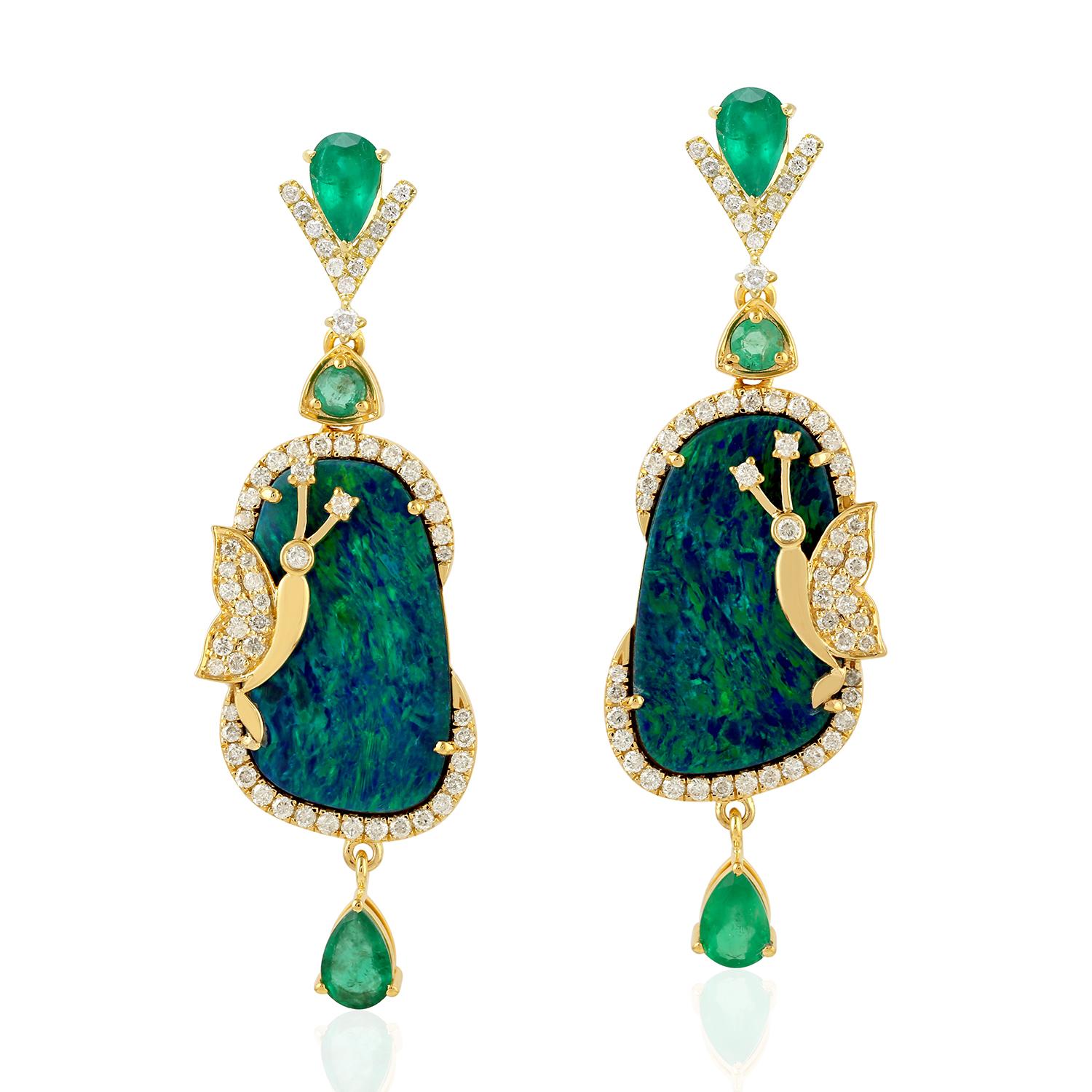 Cabochon 12.93 Carat Opal Emerald Diamond 18 Karat Gold Bee Earrings For Sale