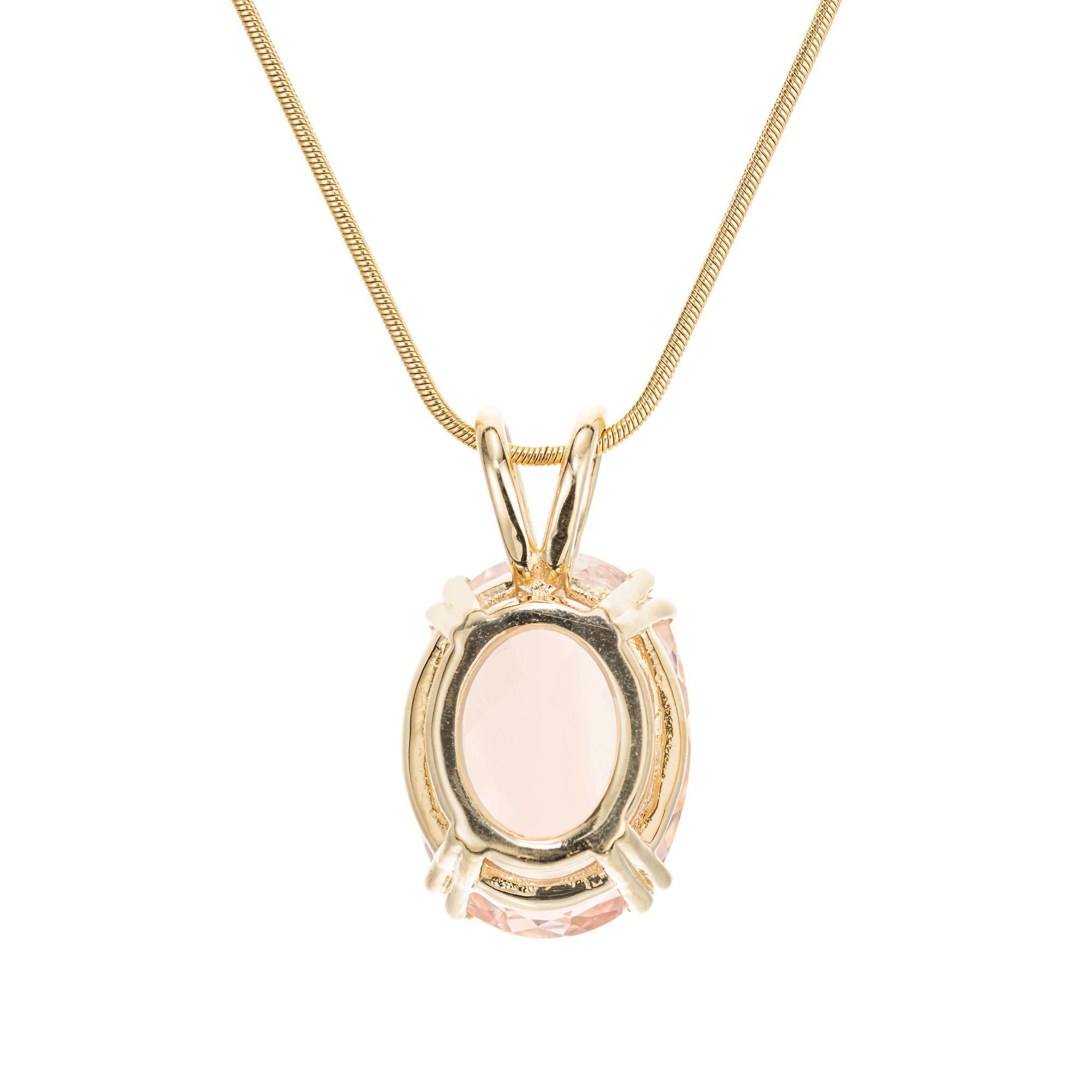 Oval Cut 12.95 Carat Morganite Yellow Gold Pendant Necklace  For Sale
