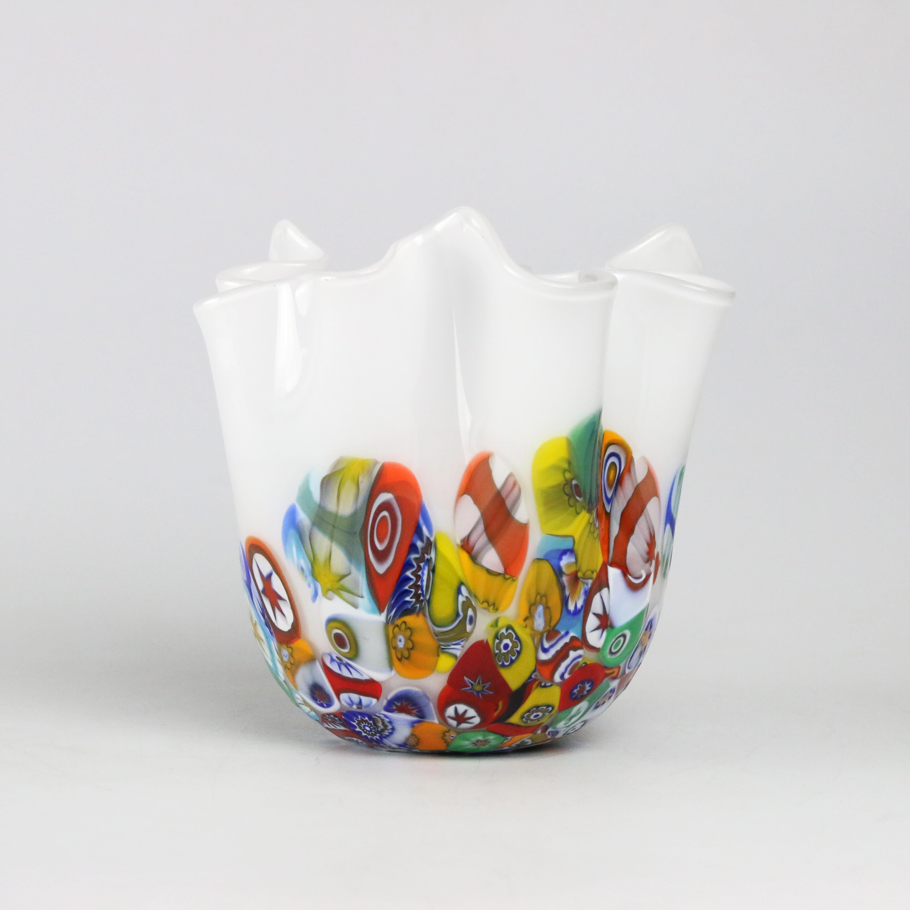Italian 1295 Murano Art Glass Foulard Hand Made in Venice/Murano, White Glass / Murrina