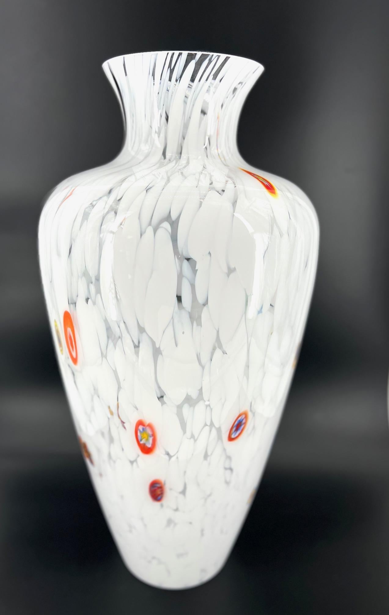 1295 Murano, Blown Glass White Edition Murrine Vase Big For Sale 4