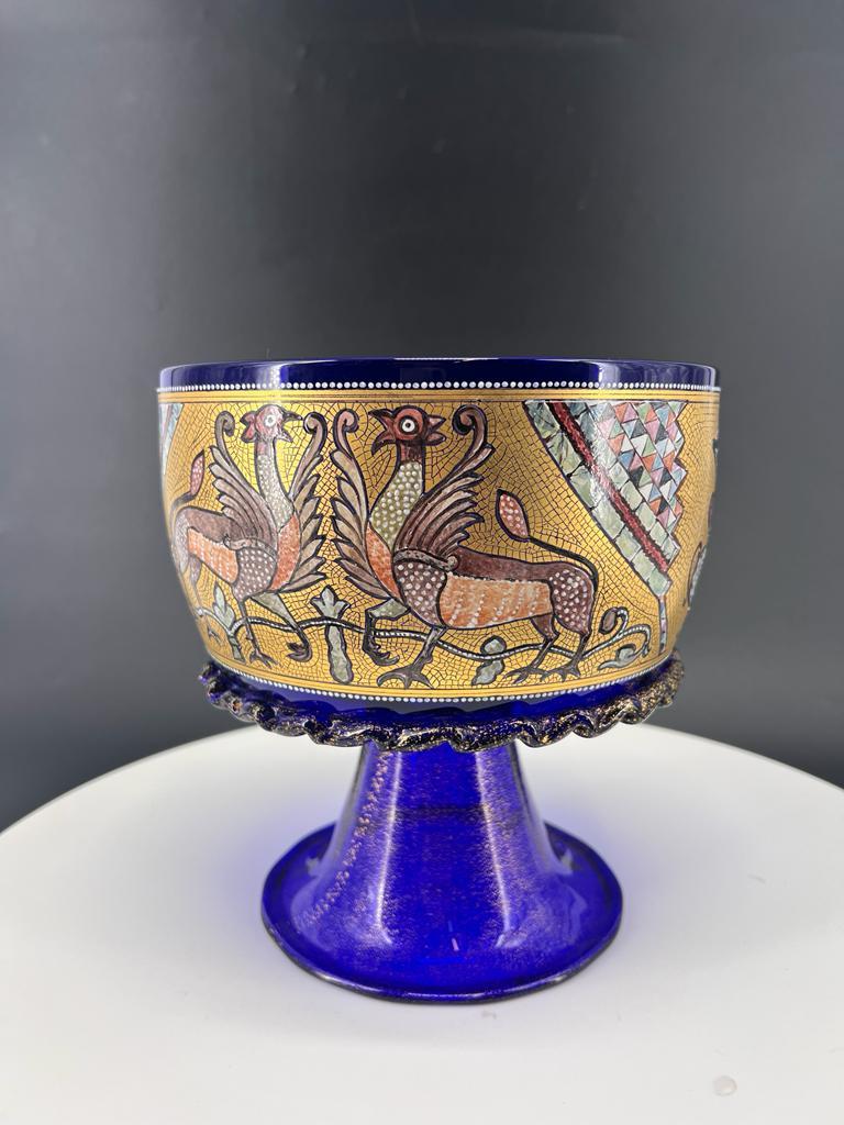 1295 Murano, hand blown Murano glass art vase Barovier Style hand painted Cup In New Condition For Sale In Venice, VE