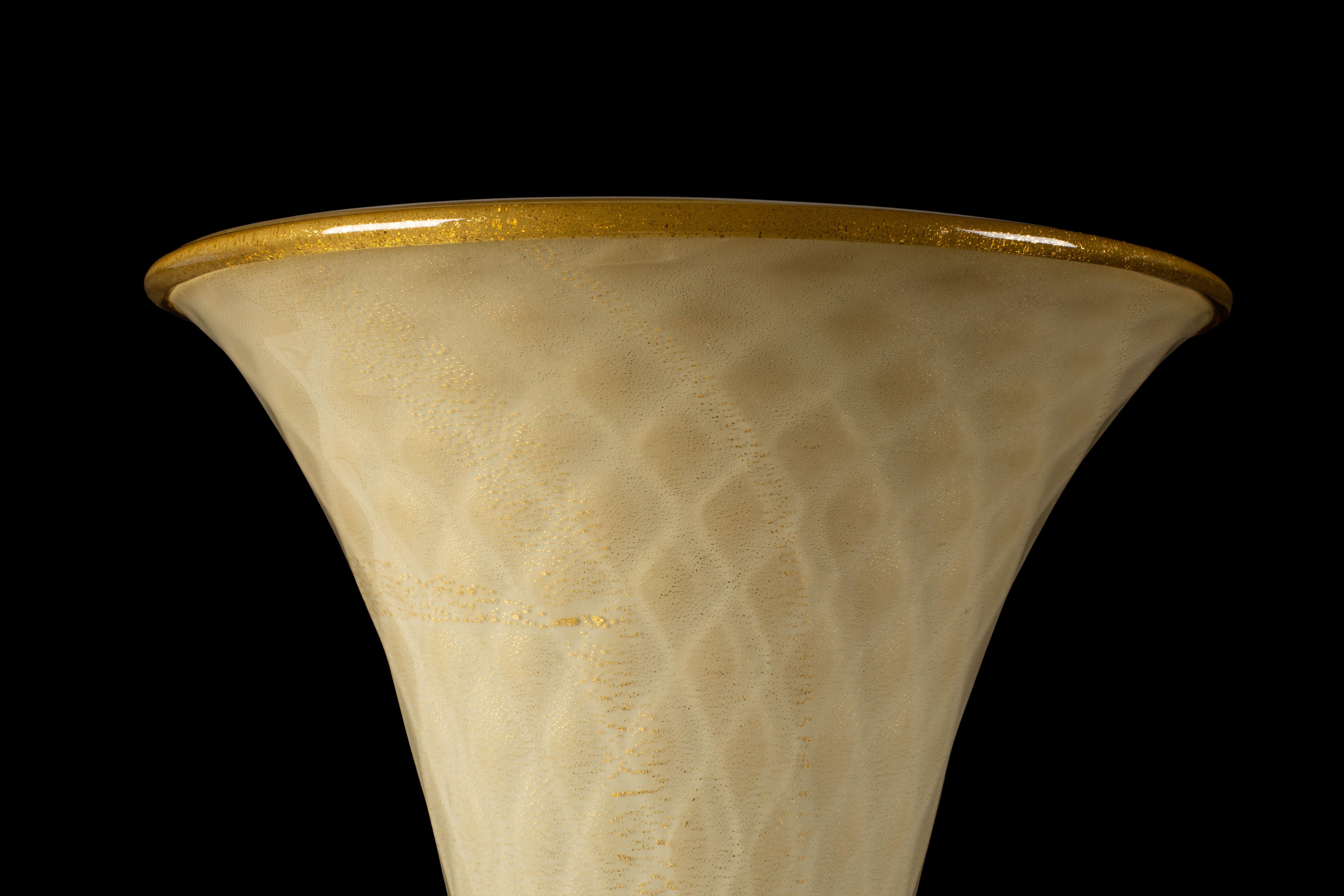 1295 Murano Hand Made Art Glass Amber Vase 24K Gold Leaf For Sale 2