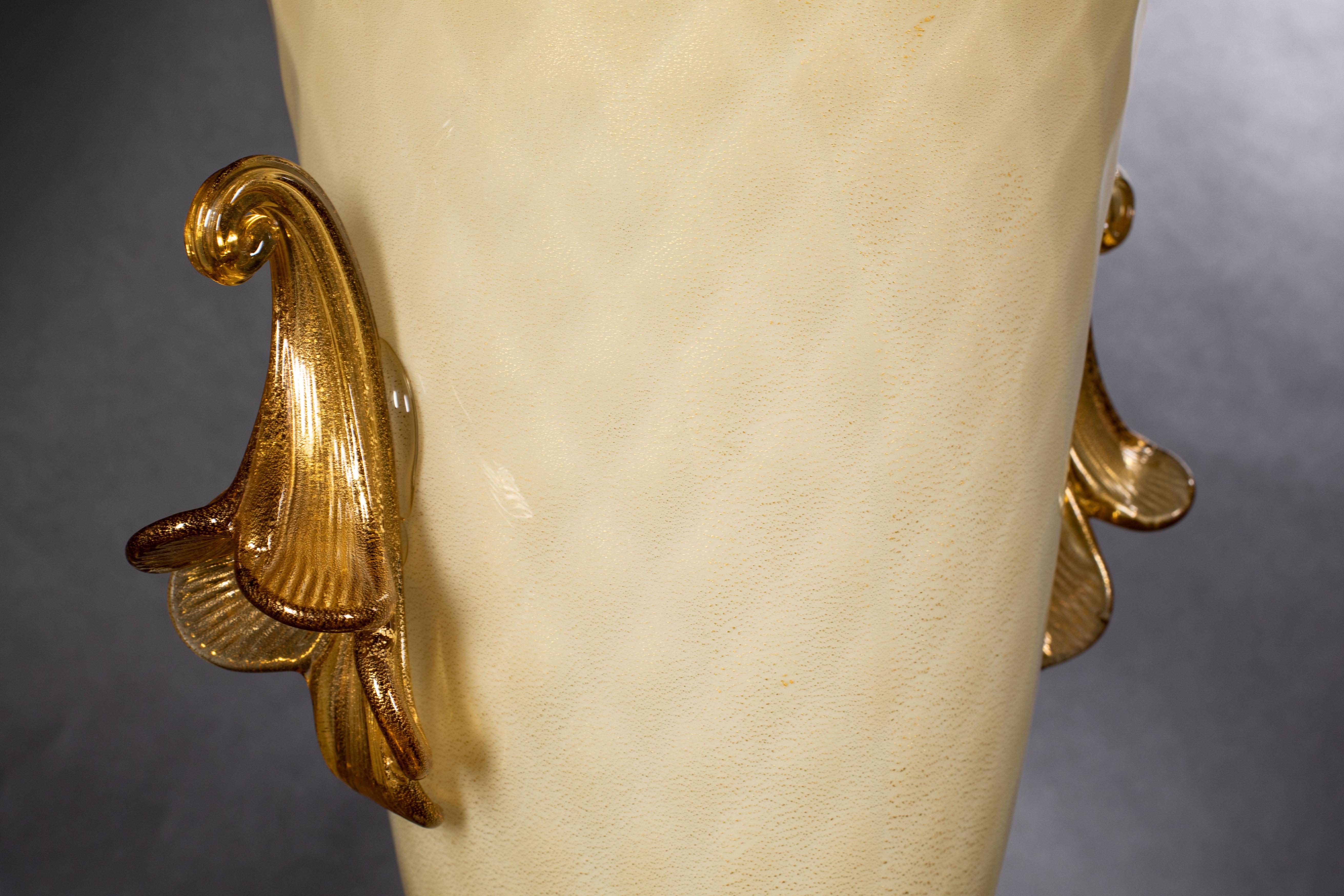 1295 Murano Hand Made Art Glass Amber Vase 24k Gold Leaf For Sale 3