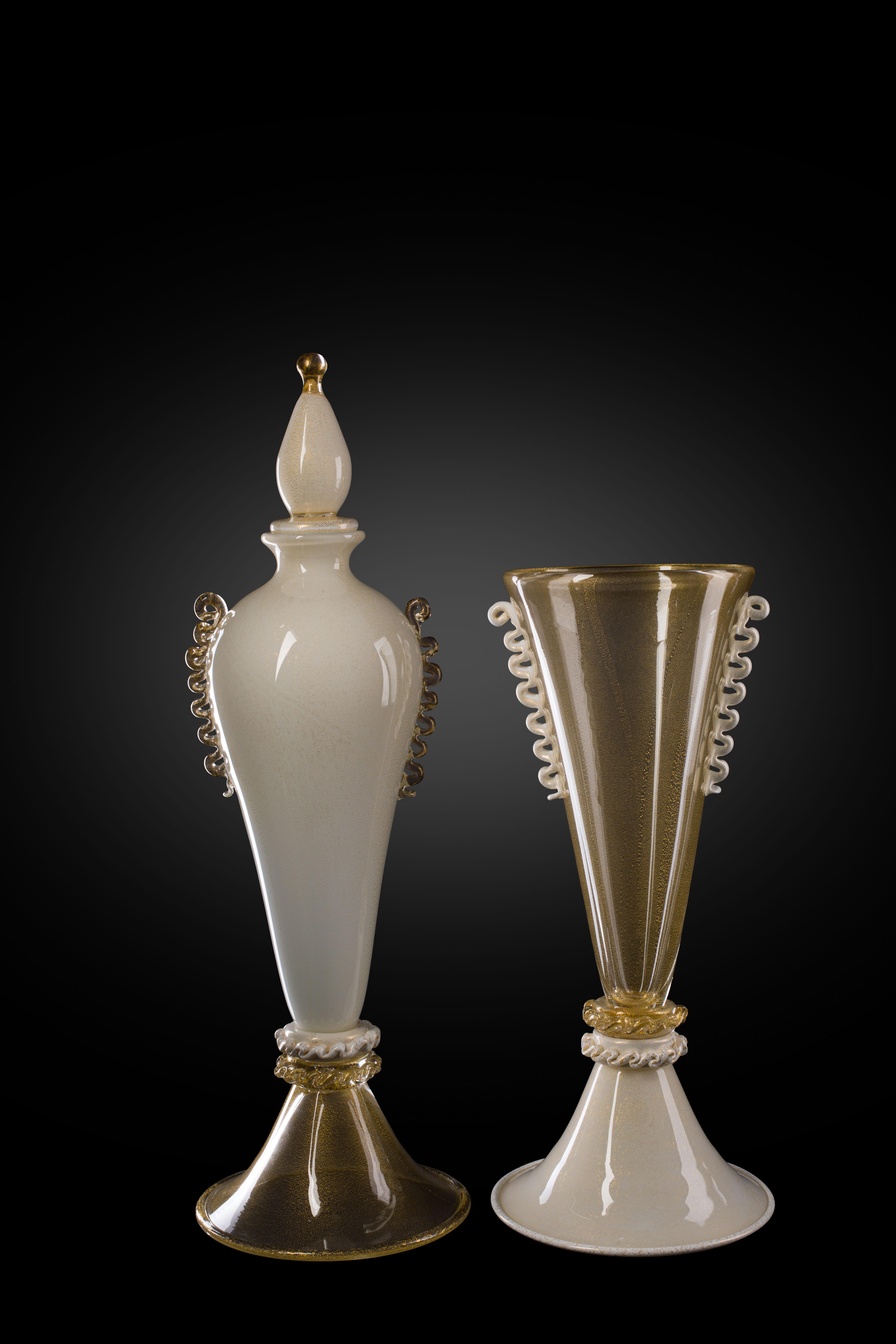 Vase/bouteille Lattimo en verre d'art de Murano fait main, 1295 en vente 3