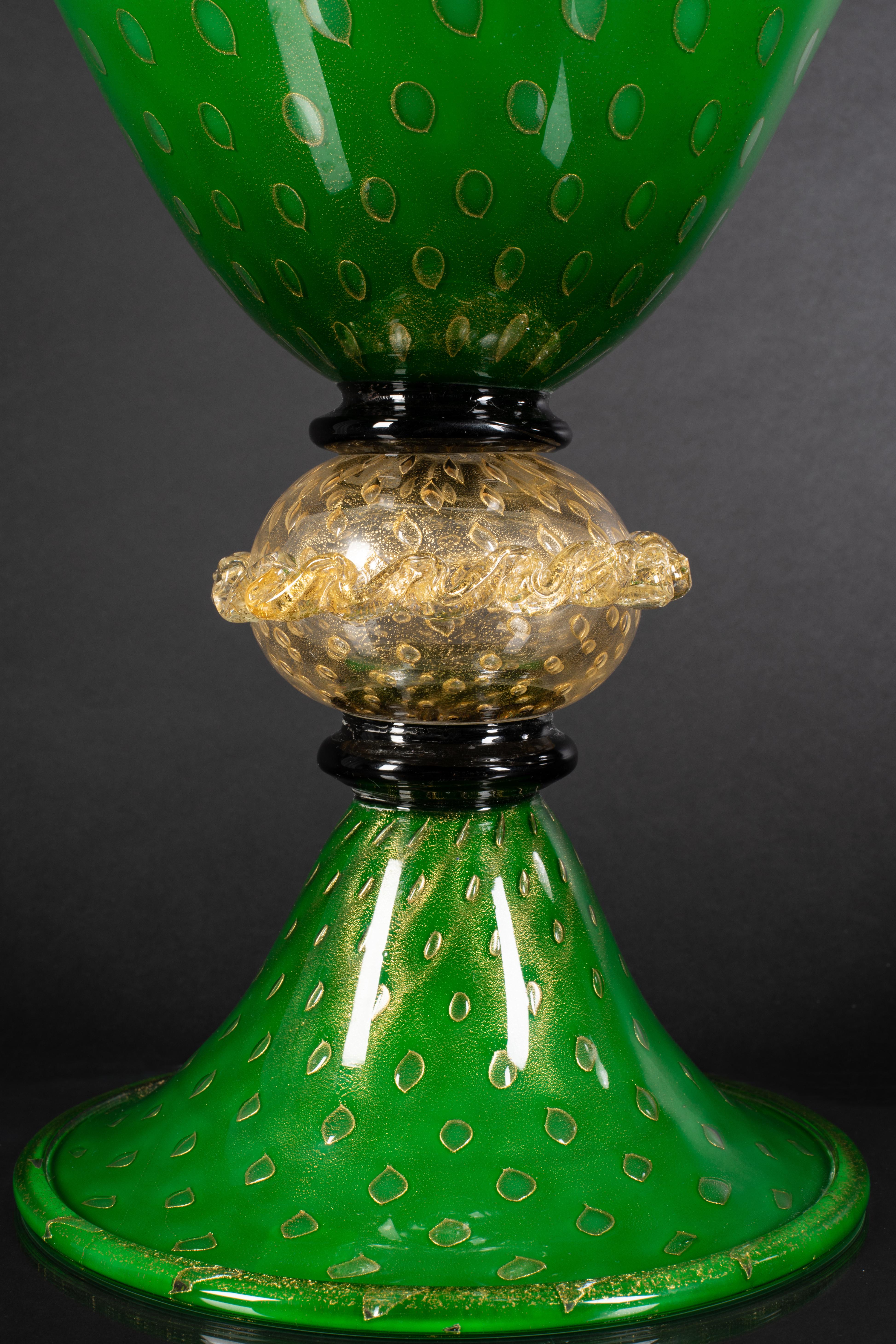 1295 Murano Hand Made Art Glass Table Lamp, Grande Mela, 24K Gold Leaf For Sale 1