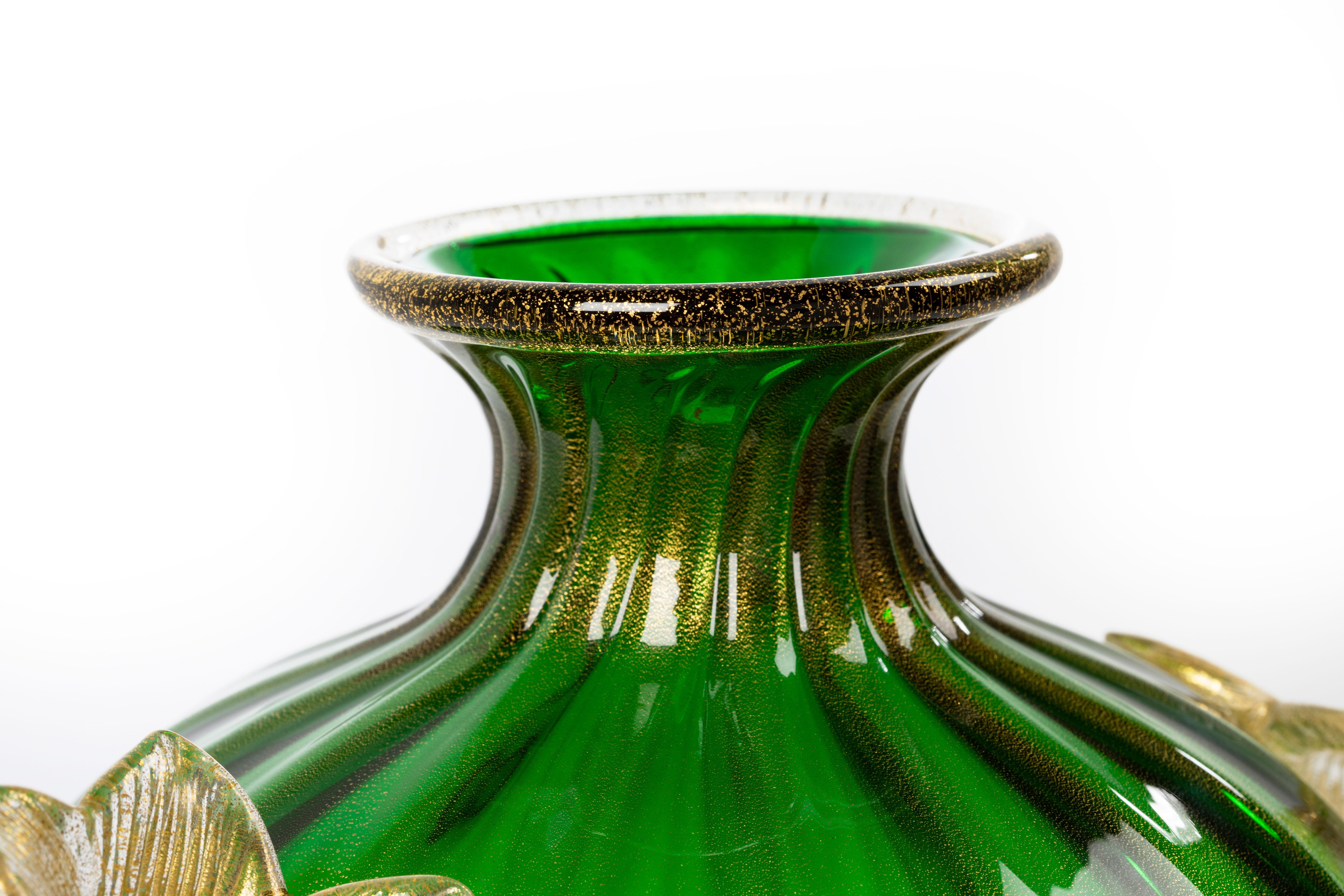 Renaissance Revival 1295 Murano Hand Made Art Glass Table Lamp, Smeraldo Green 24k Gold Flowers  For Sale