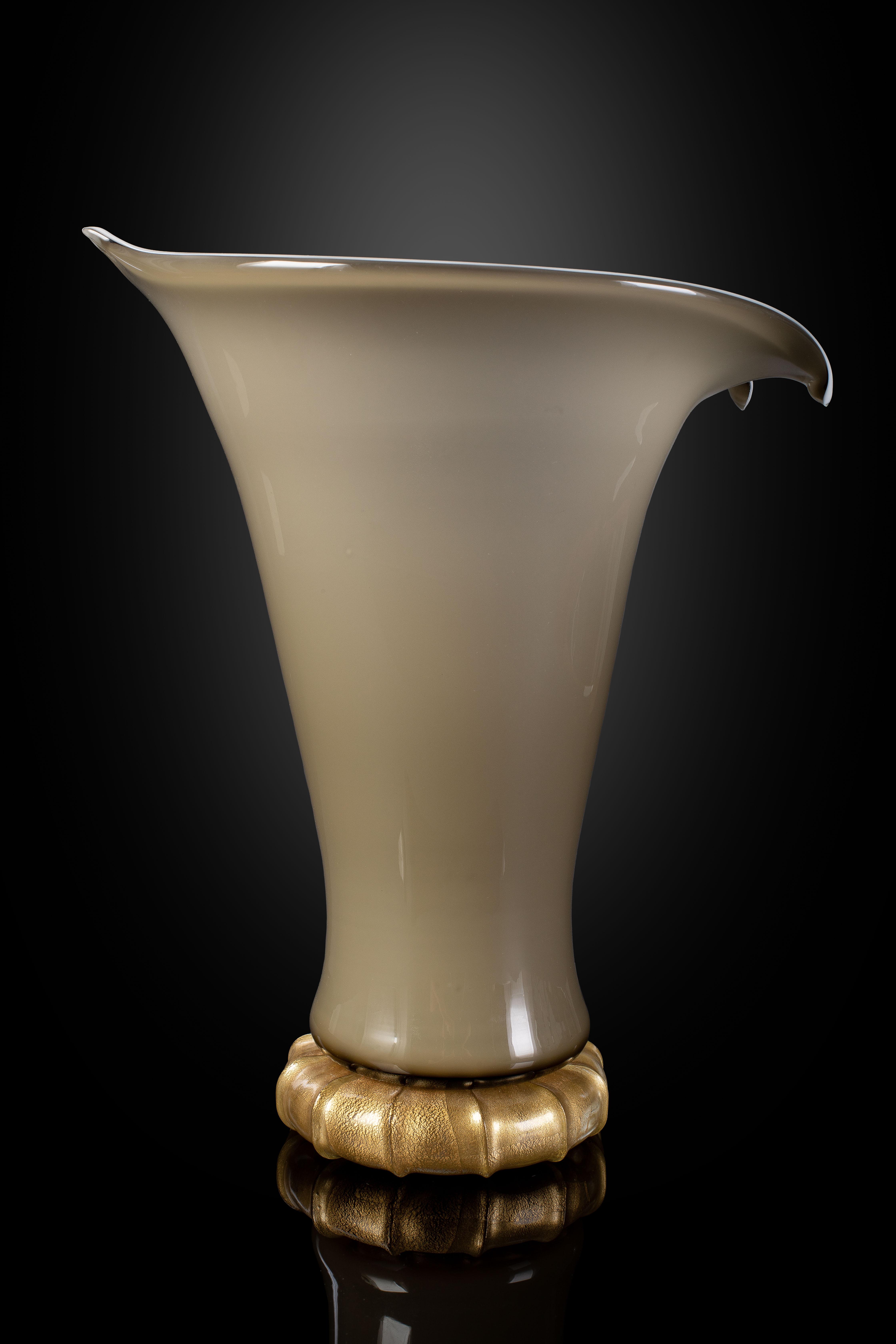 Contemporary 1295 Murano Hand Made Art Glass Venezia Doge Vase For Sale