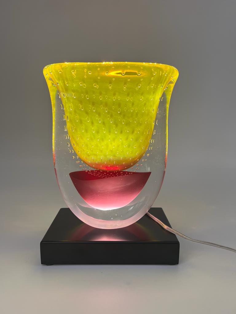 1295 Murano, hand made blown Murano glass vase, Sommerso bordeaux and yellow In New Condition In Venice, VE