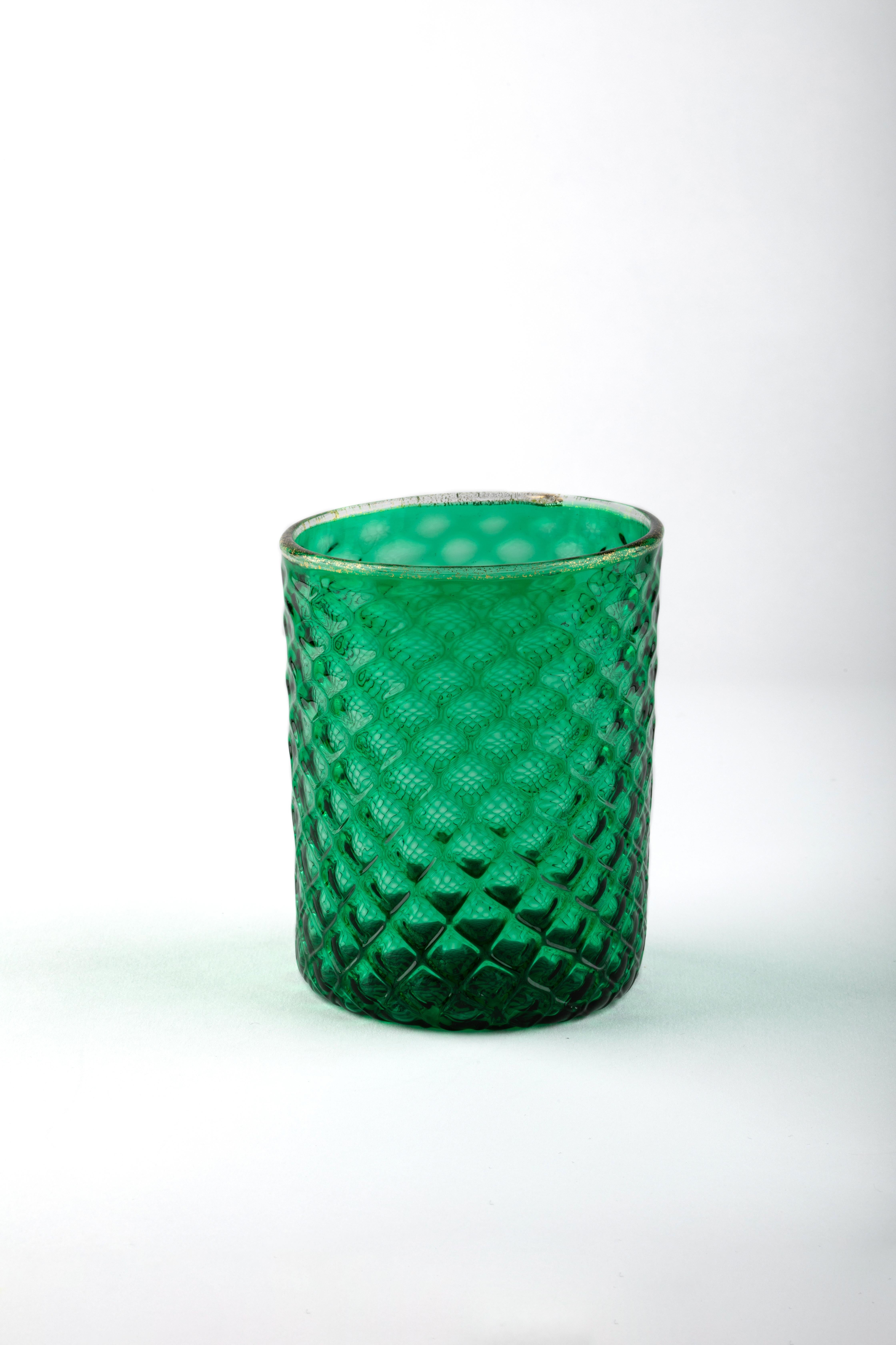 1295 Smaragdgrünes mundgeblasenes Glas und Karaffe aus Murano (Italienisch) im Angebot