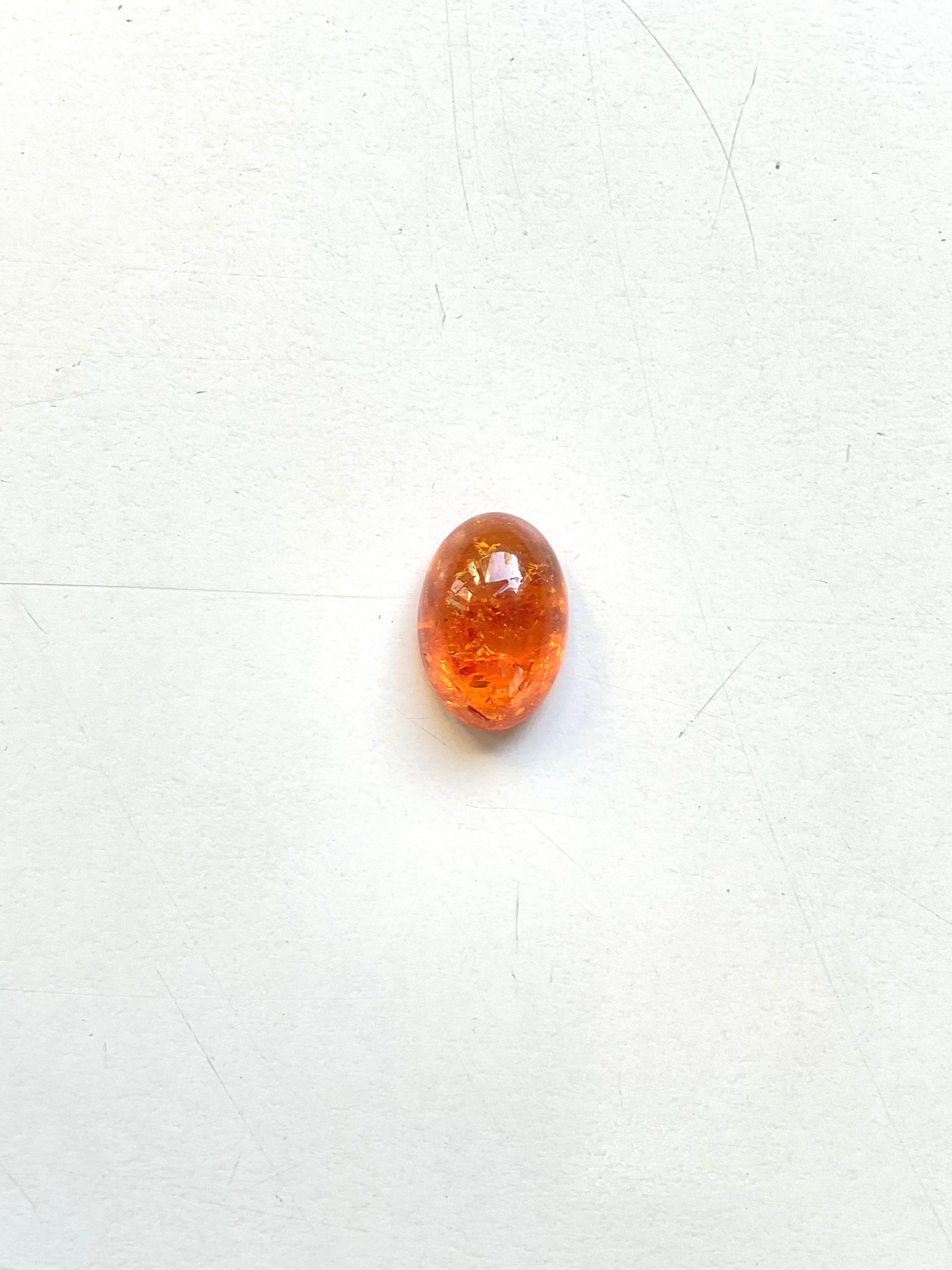 12,96 Carati di Granato Fanta Spessartite Cabochon ovale di qualità superiore Nature in vendita 2