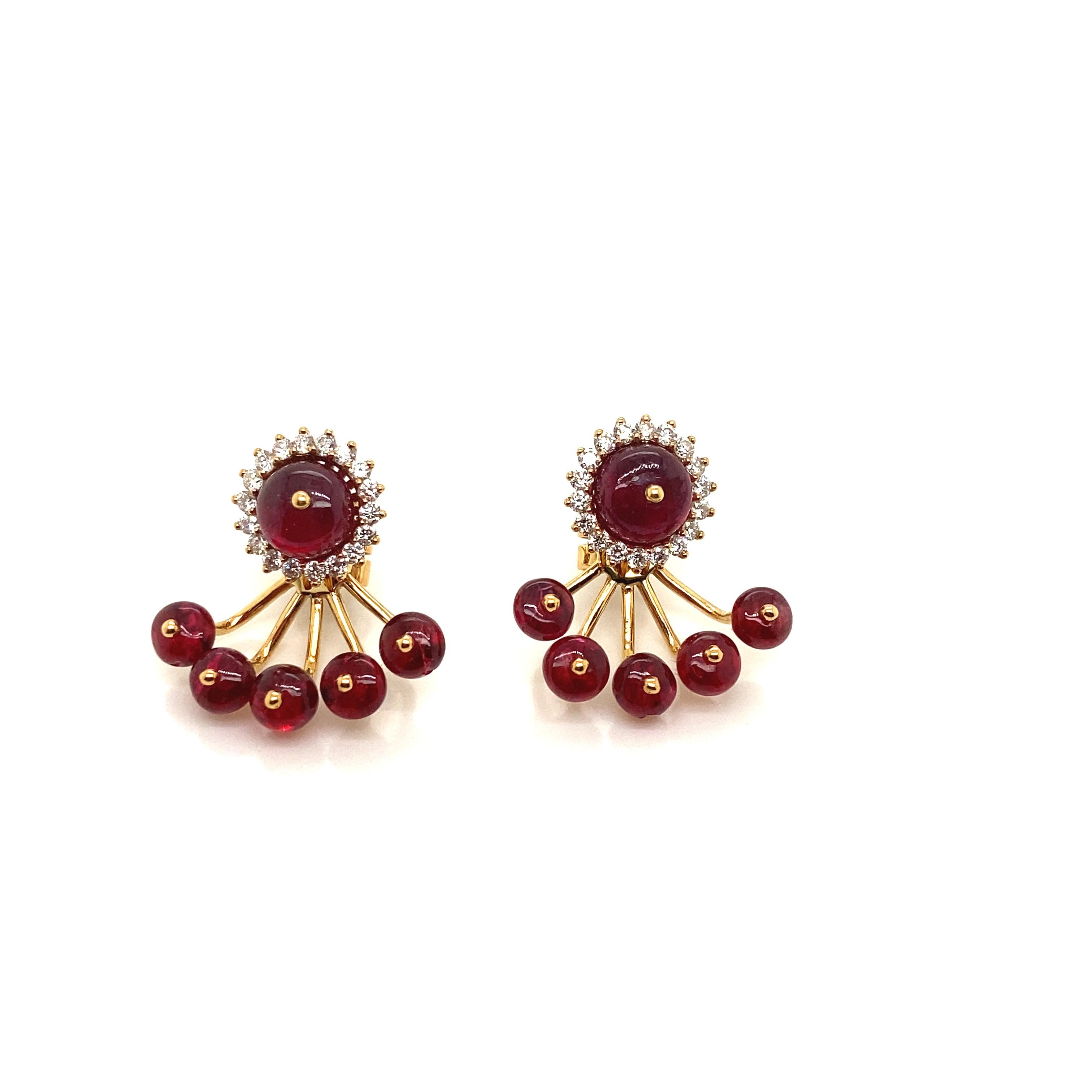 12.98 Carat Natural Red Spinel Beads and Diamond Gold Earrings In New Condition For Sale In Hong Kong, HK