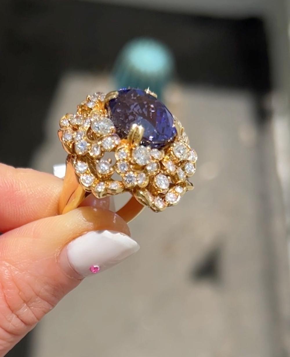Anello cocktail con tanzanite e diamanti da 12.99 carati in vendita 2