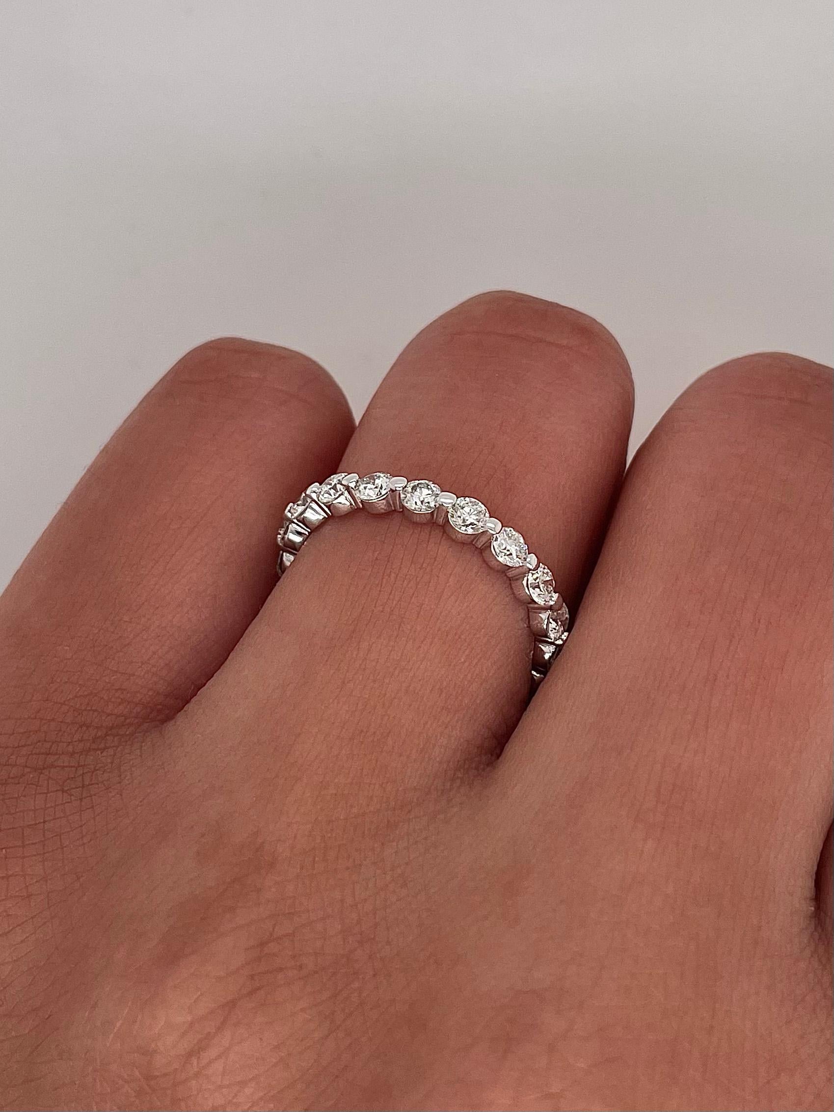 Brilliant Cut 1.29 Carat Shared Ball Prong Diamond Eternity Band in 14K White Gold For Sale