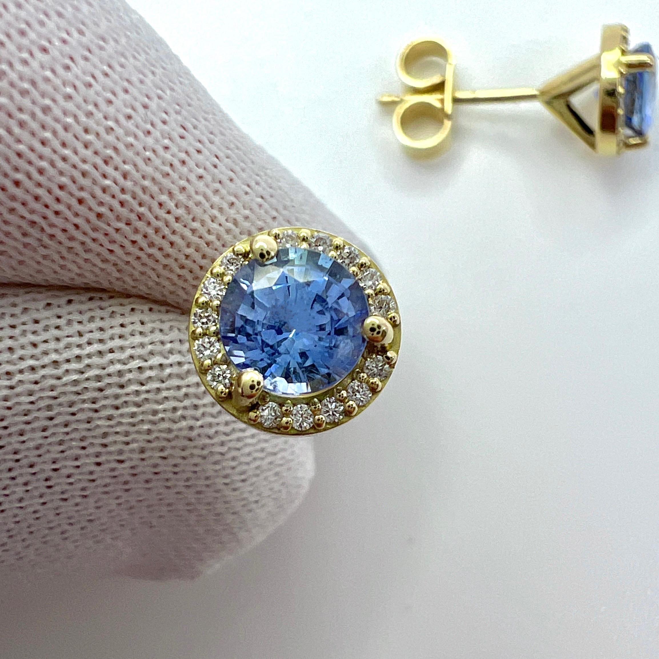 1.29ct Light Blue Ceylon Sapphire Diamond 18k Yellow Gold Halo Stud Earrings In New Condition In Birmingham, GB