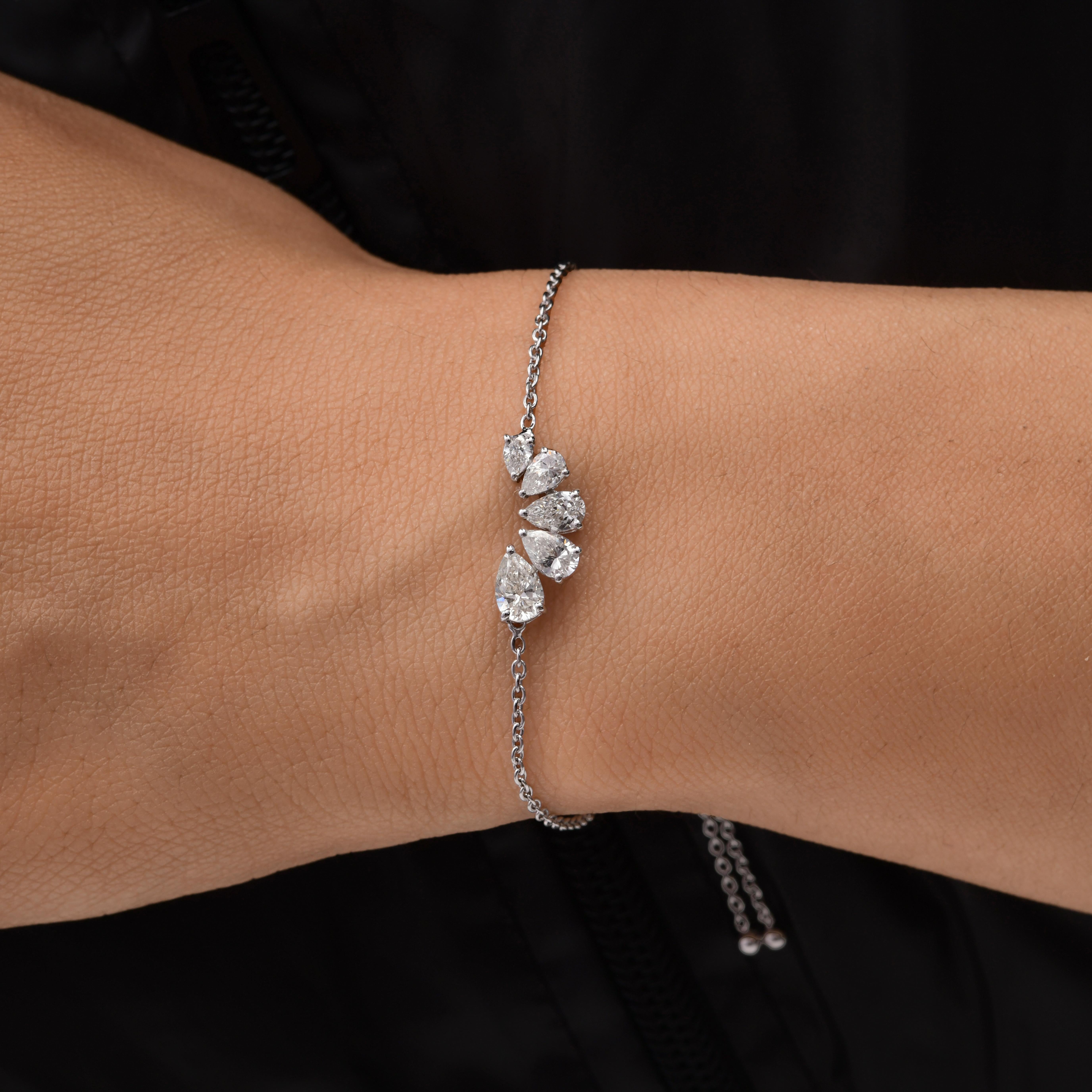 1.29Ct SI/H Diamond Cluster Adjustable Bolo Chain Bracelet 14k White Gold 
Designed to captivate with its unique teardrop-shaped diamond cluster. Set in a solid white gold chain, this bracelet showcases five precision-cut pear-shaped natural