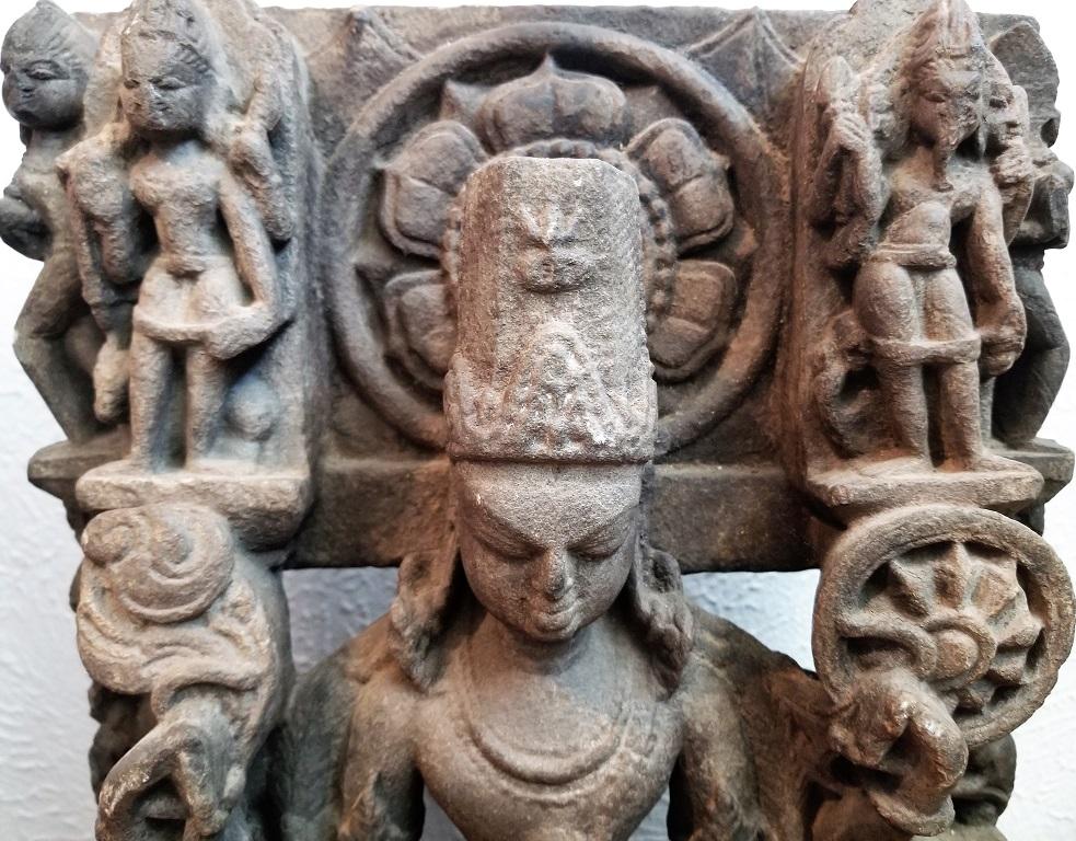 12C Vishnu Dark Grey Sandstone Carving In Good Condition In Dallas, TX