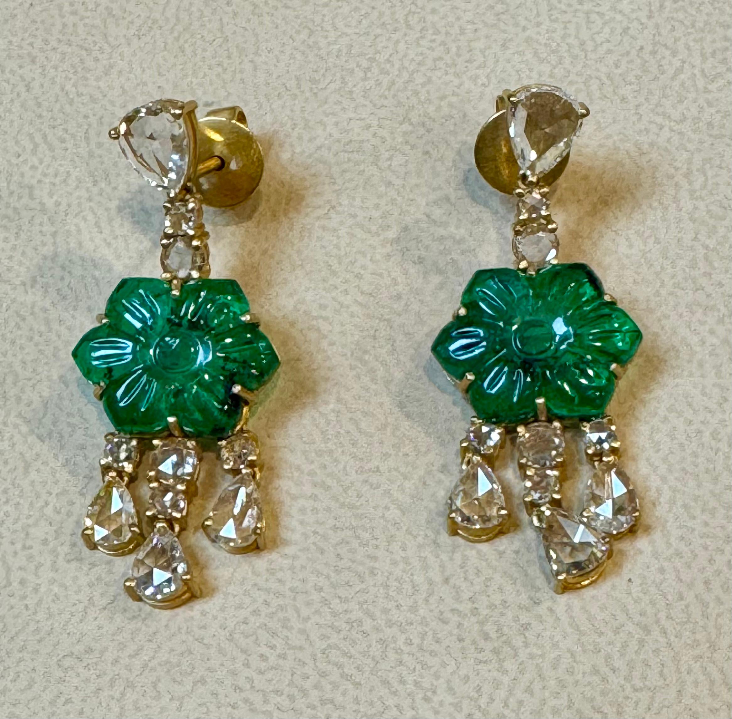 12Ct Carved Emerald & 5 Ct Rose Diamond Dangling Post Earrings 22 Kt Yellow Gold For Sale 3