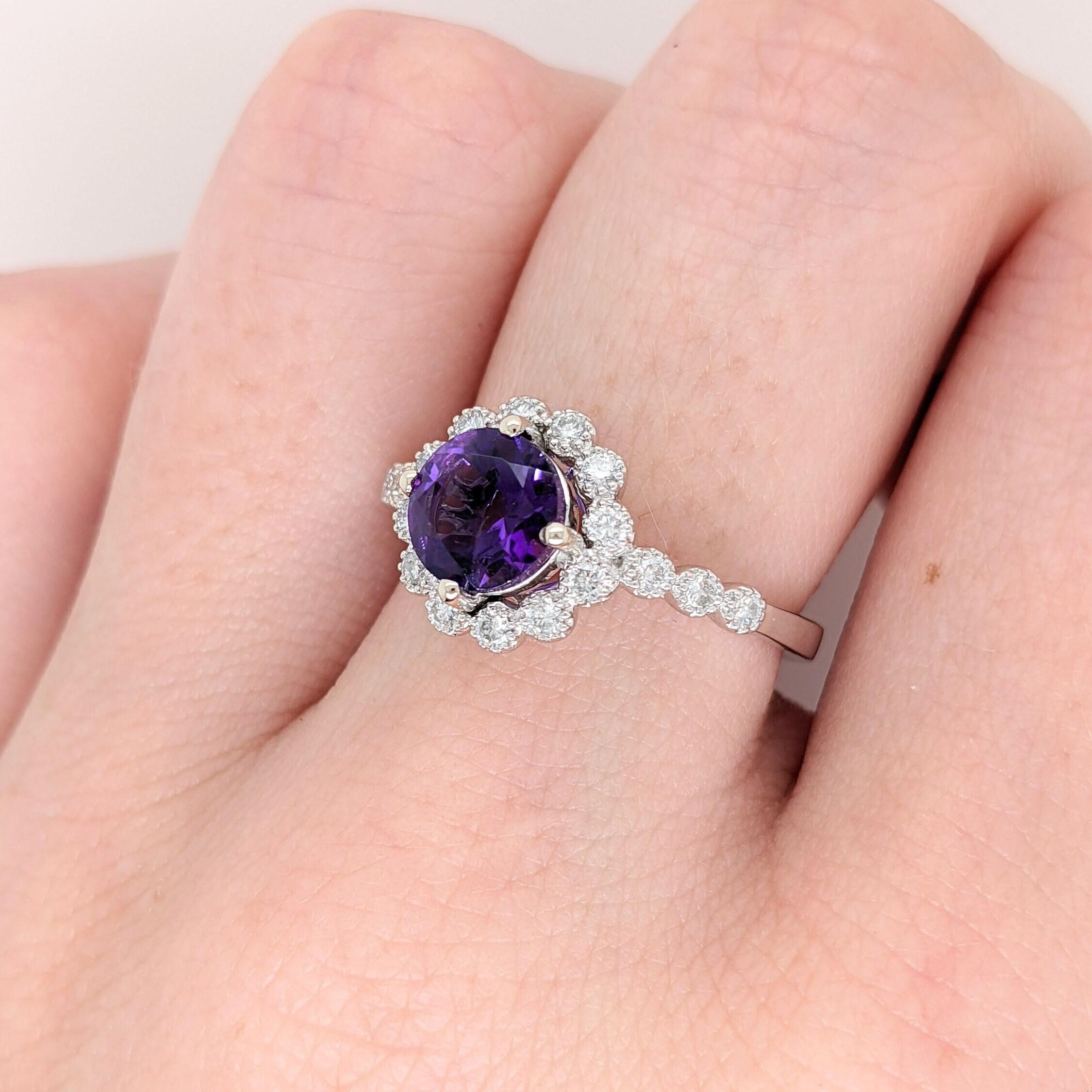 Modern 1.2ct Deep Purple Amethyst Ring w Earth Mined Diamonds in Solid 14k Gold For Sale