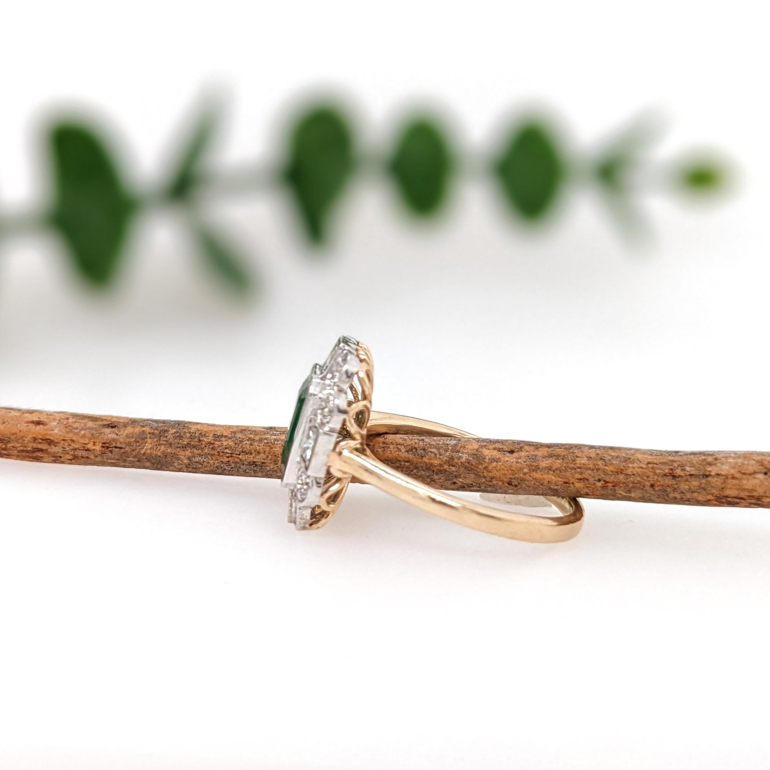 Taille émeraude Bague en or massif Dual Tone avec émeraude de 1,2 ct et diamants minés en terre  EM 8x6mm en vente