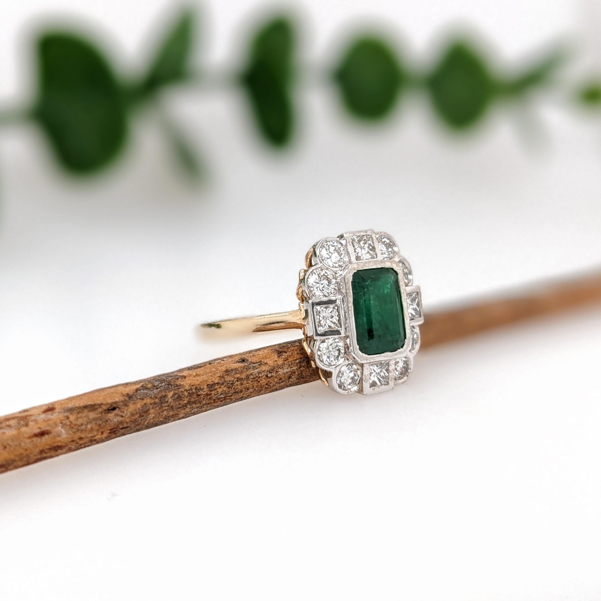 Bague en or massif Dual Tone avec émeraude de 1,2 ct et diamants minés en terre  EM 8x6mm Pour femmes en vente