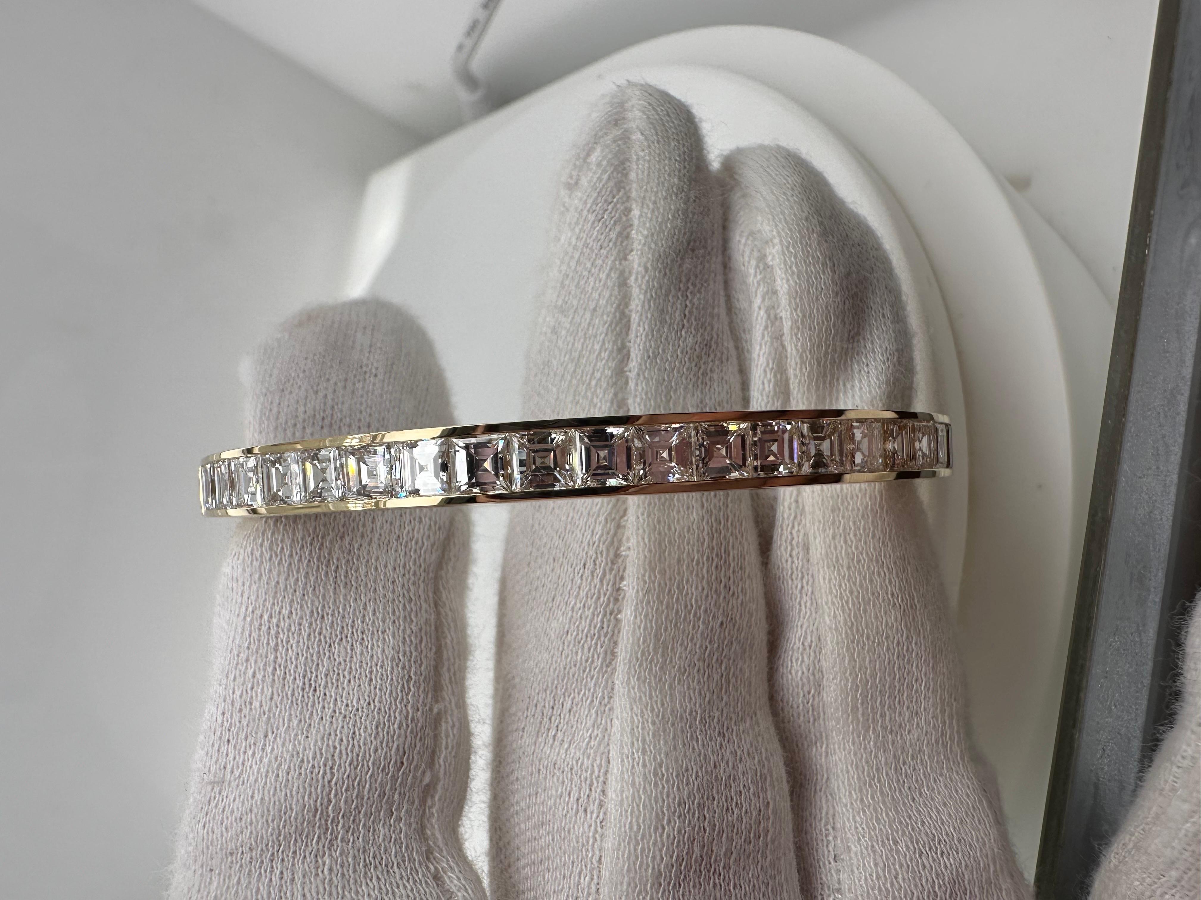 12ct Luxury bangle bracelet 18KT gold For Sale 8