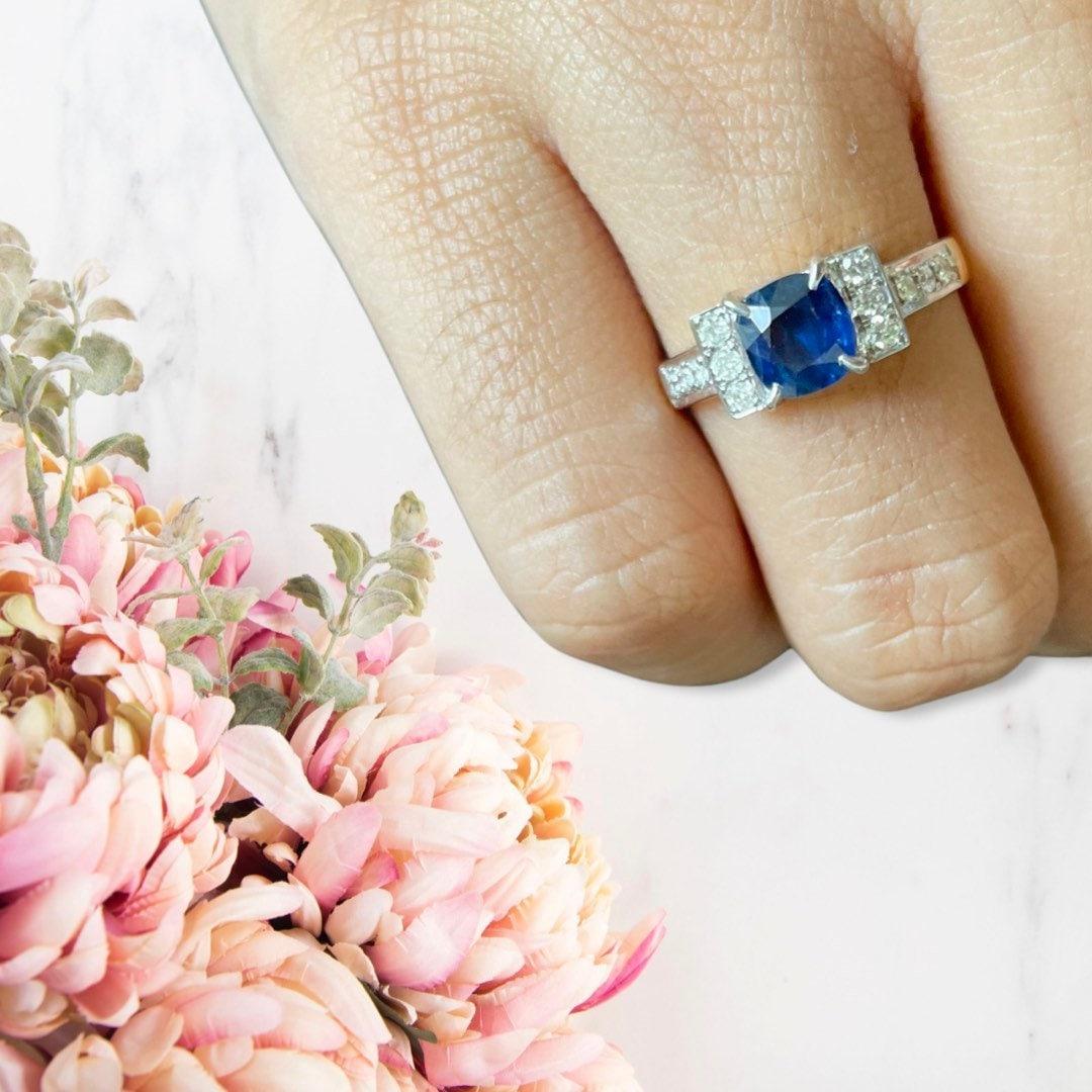 Art Deco 1.2Ct Unheated Mogok Blue Sapphire Ring For Sale