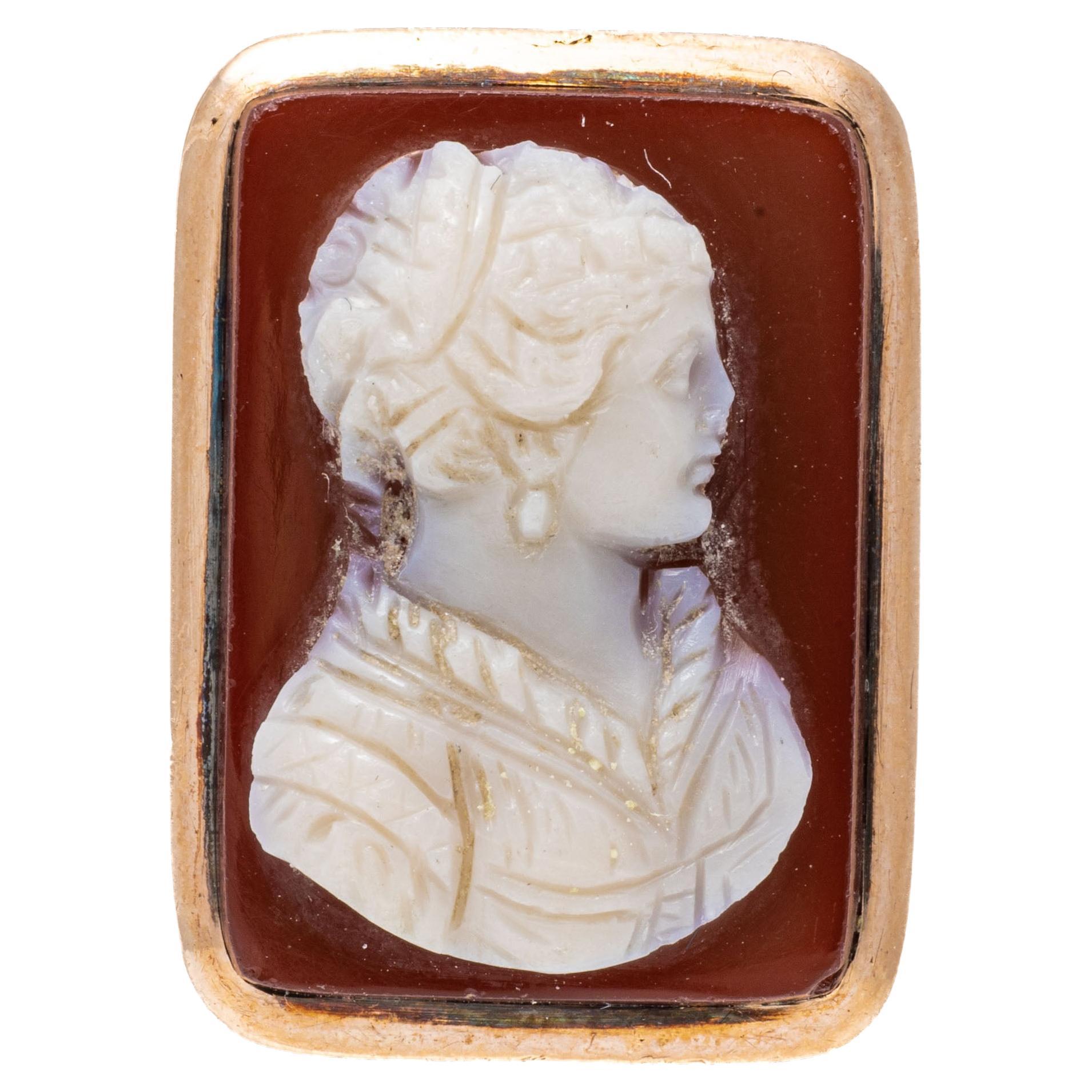 12k Gold Antique Rectangular Cameo Ring, Right Facing Bust For Sale