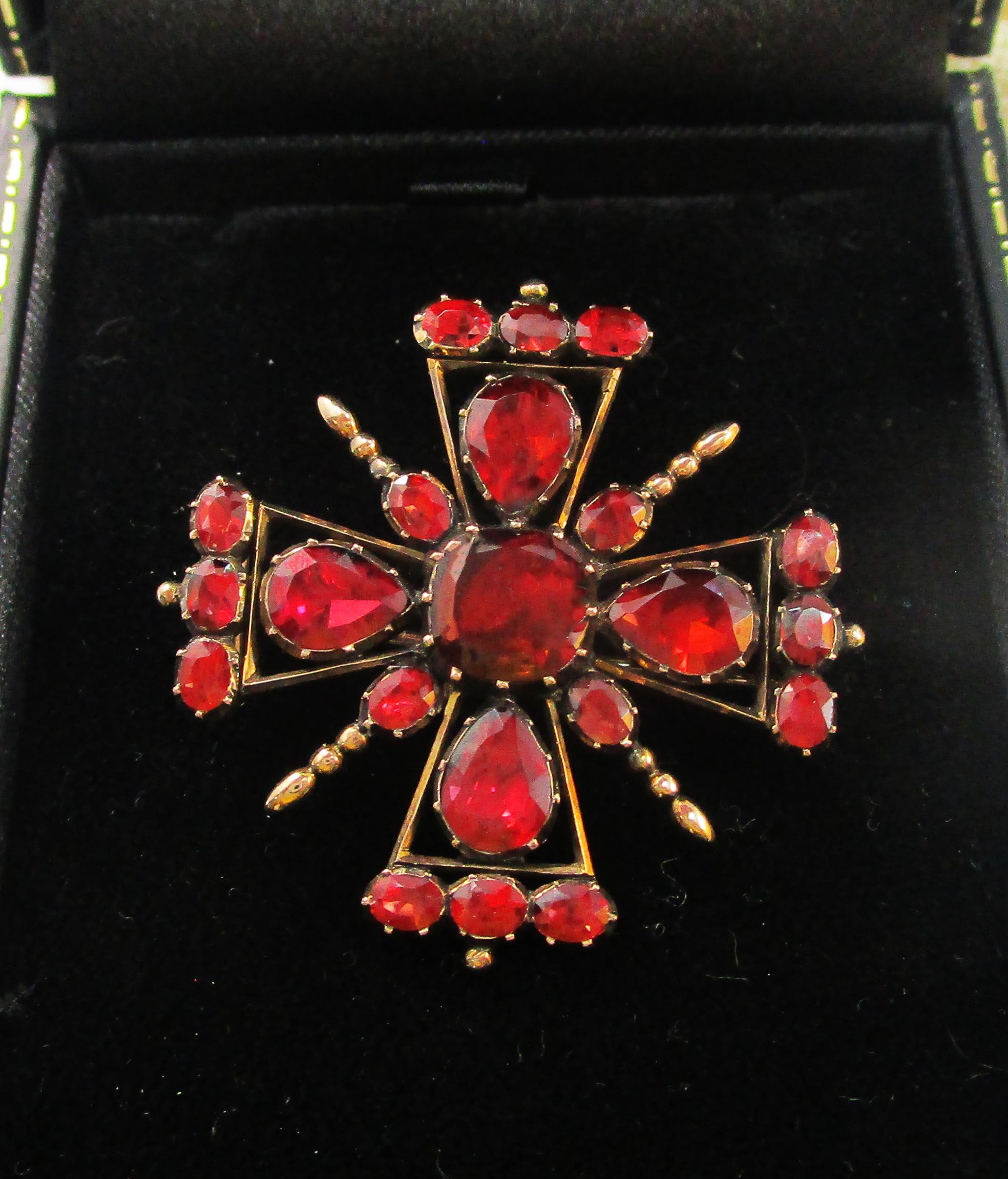 12 Karat Rose Gold and Garnet Pin Pendant Mint in Box In Excellent Condition In Lexington, KY