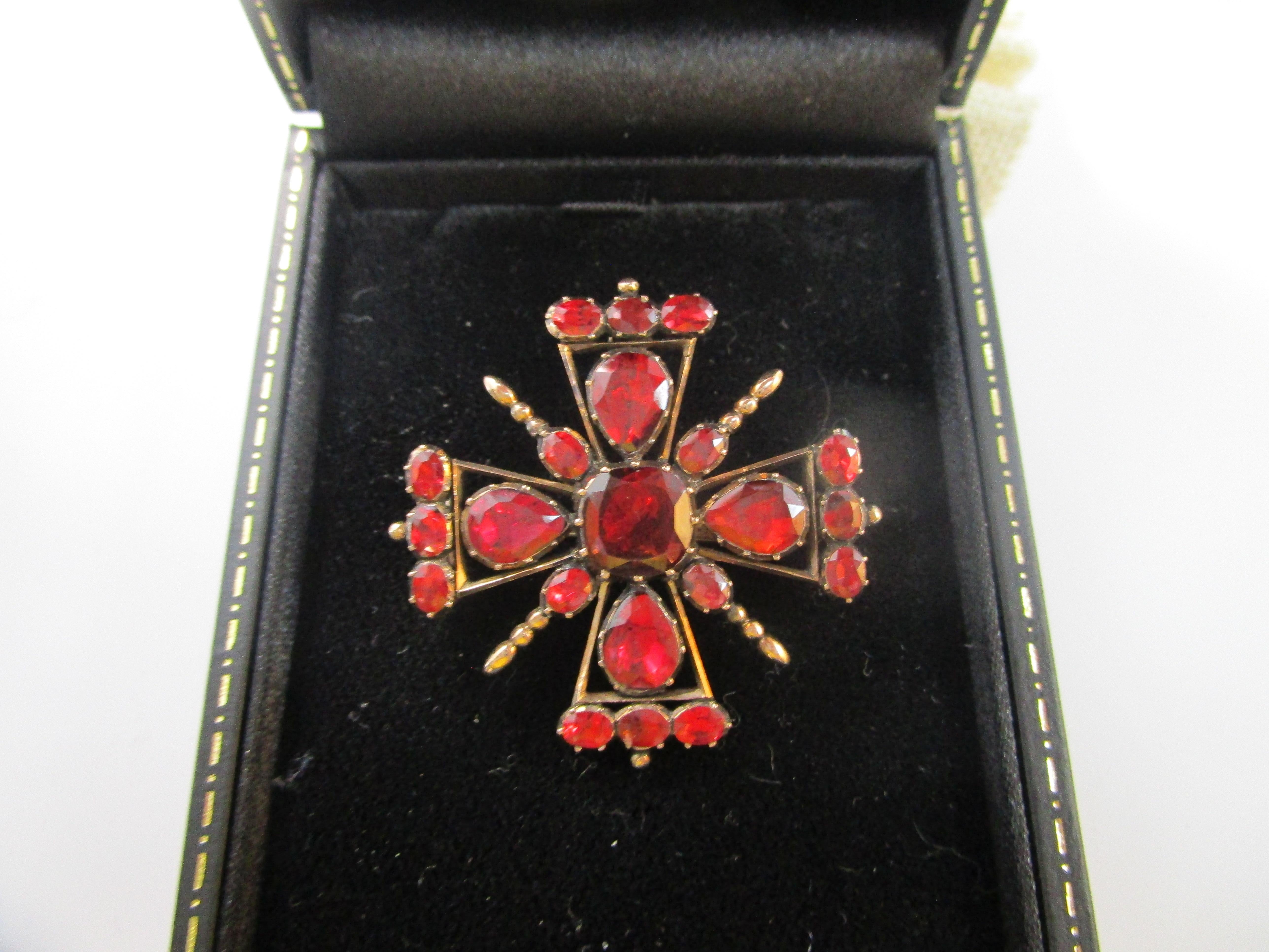 Women's or Men's 12 Karat Rose Gold and Garnet Pin Pendant Mint in Box