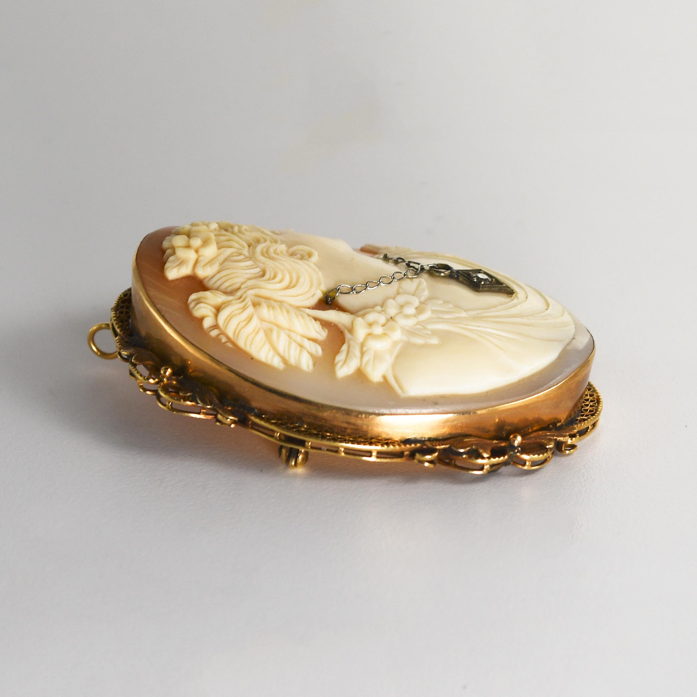 Camafeo Concha Antigua Oro Amarillo 12K 15.5g en venta 2