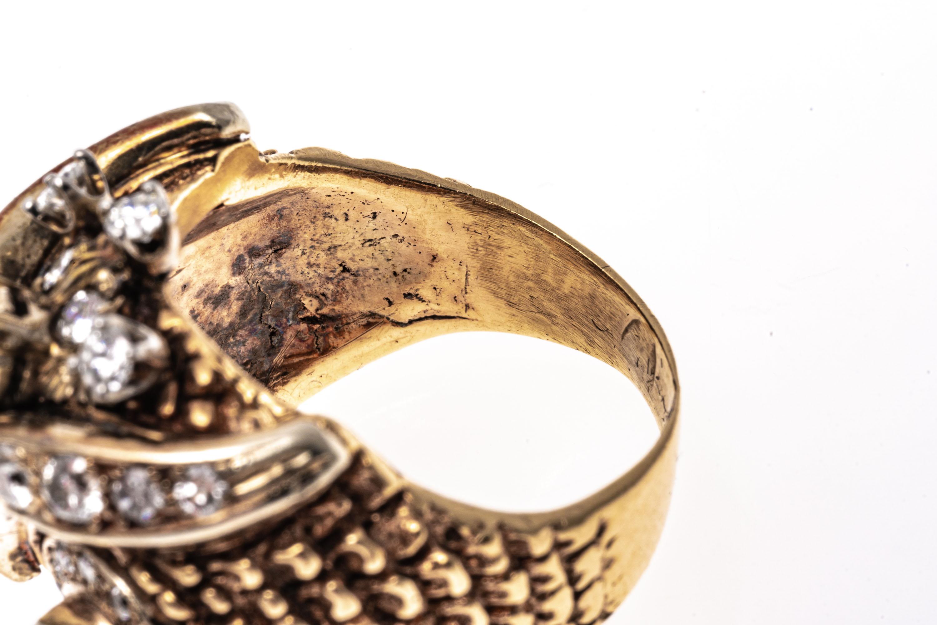 12 Karat Gelbgold Diamantbesetzter Ring mit Eulenmotiv, App. 0,83 TCW im Zustand „Gut“ im Angebot in Southport, CT