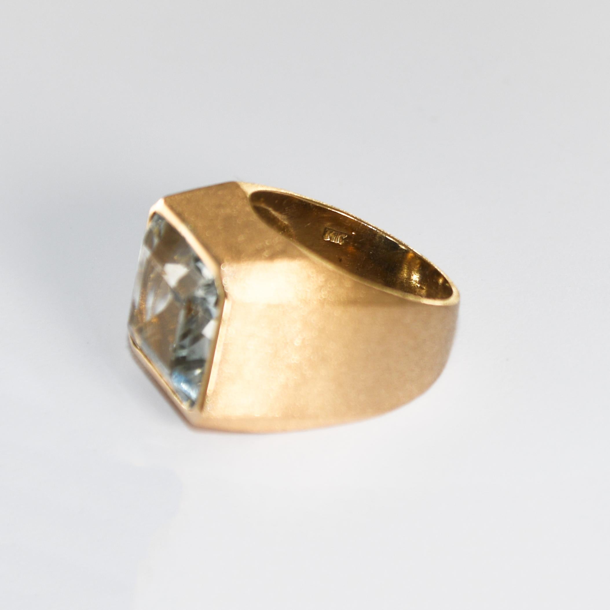12K Yellow Gold Vintage Aquamarine Ring 14.2g en vente 2