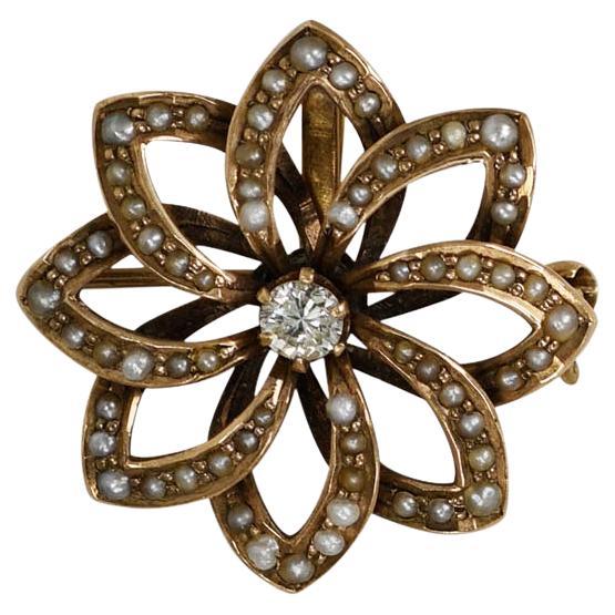 12K Yellow Gold Vintage Diamond Pin 0.20ct For Sale